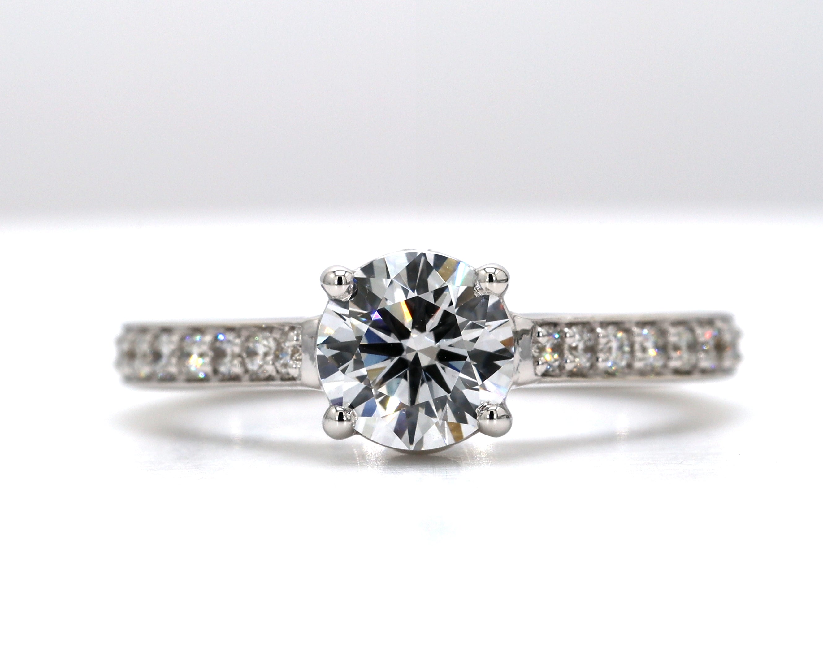 14K Gold Engagement Ring 1.46 Ct Round Shape Ring