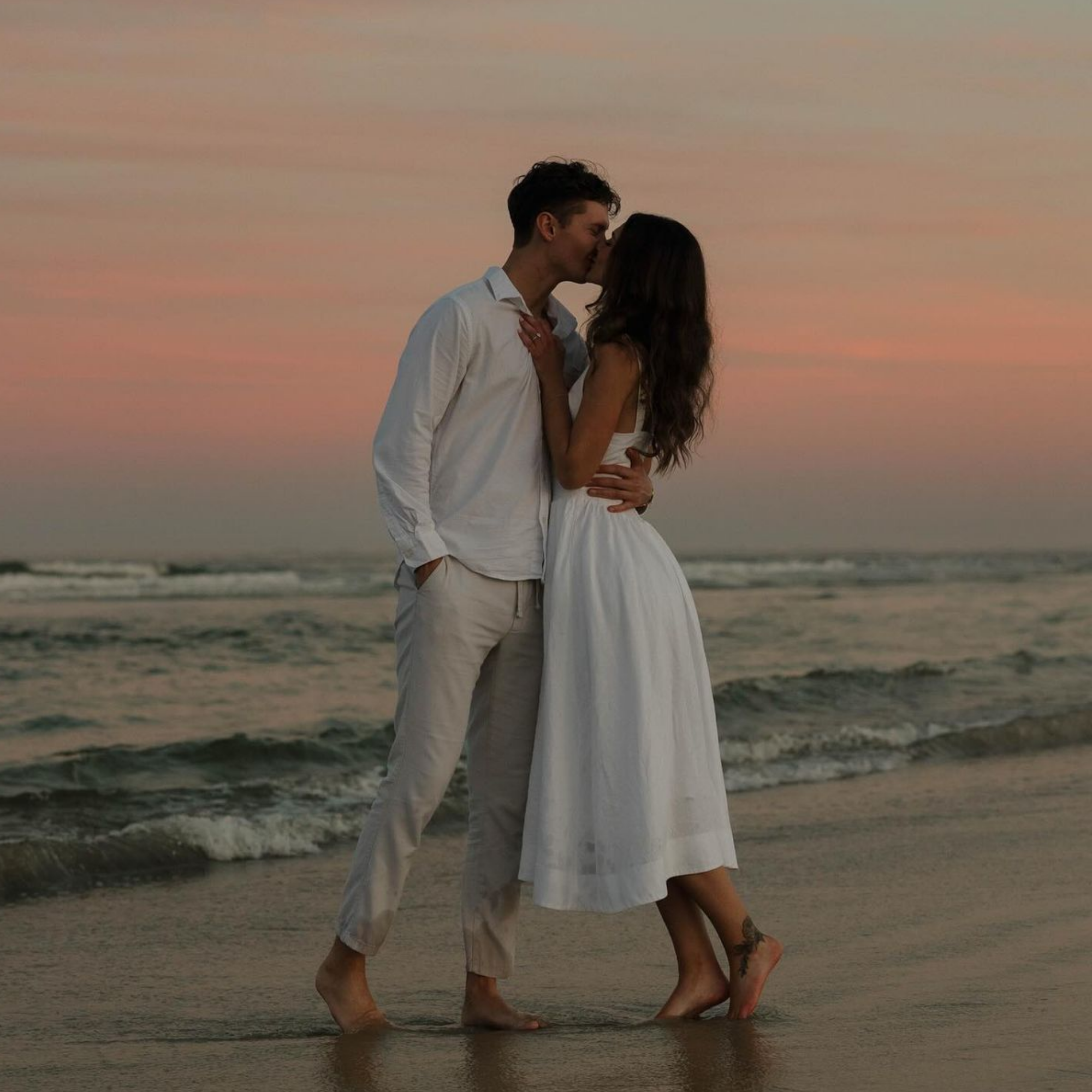 Anniversary Sparkle: Modern Lab-Grown Diamond Gifts