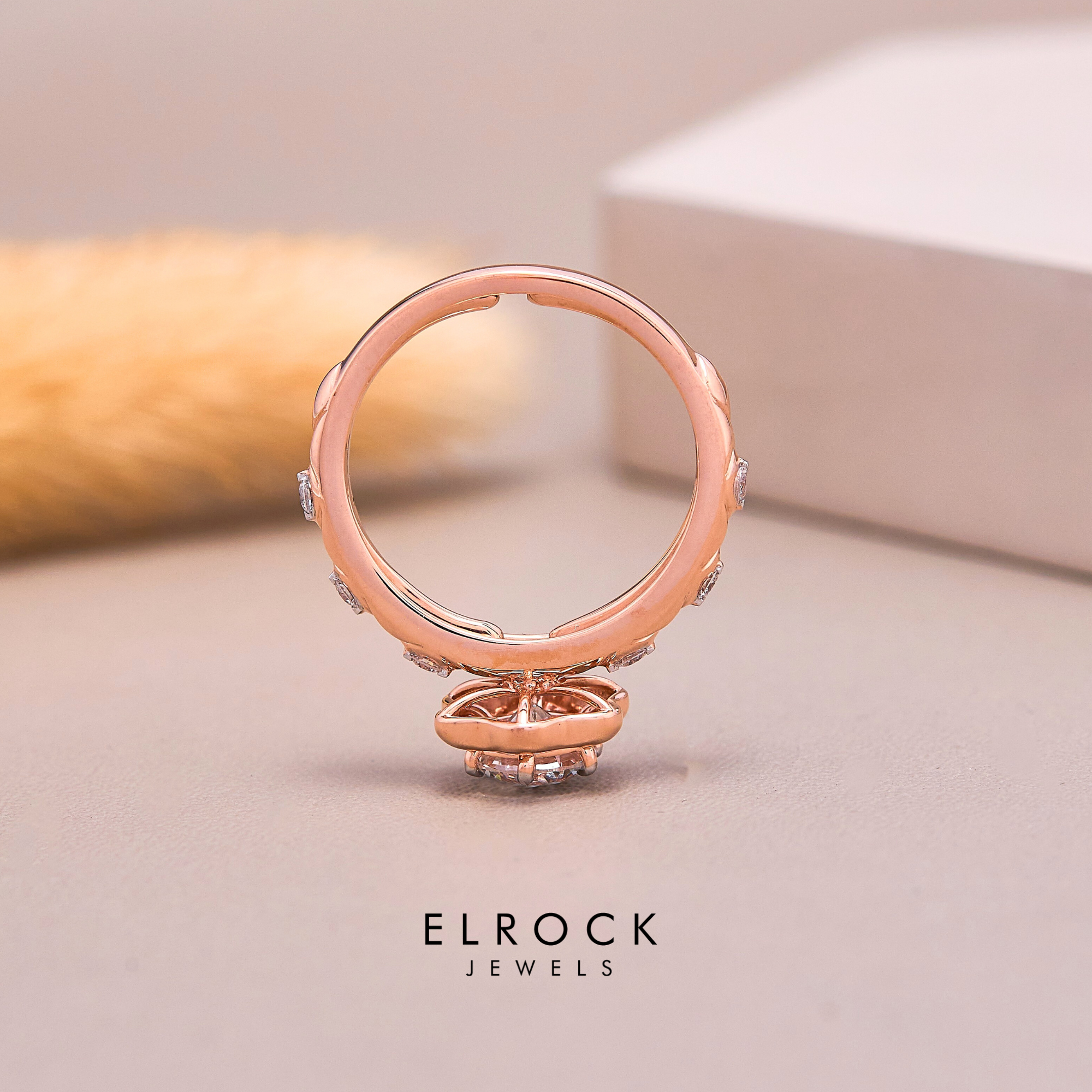 Dainty Round Lab Grown Diamond
