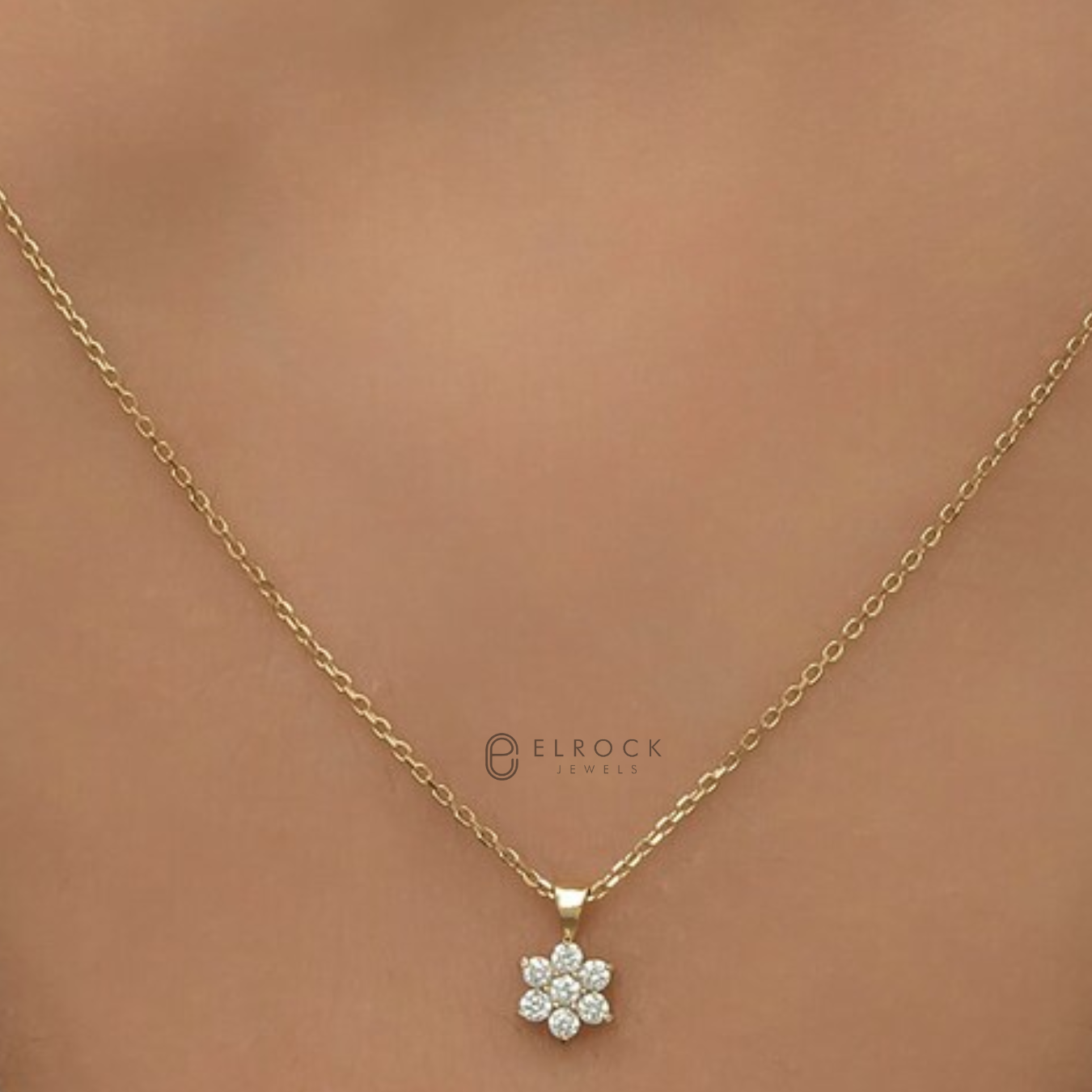 14K Gold Diamond Flower Necklace in 14K Gold for Woman