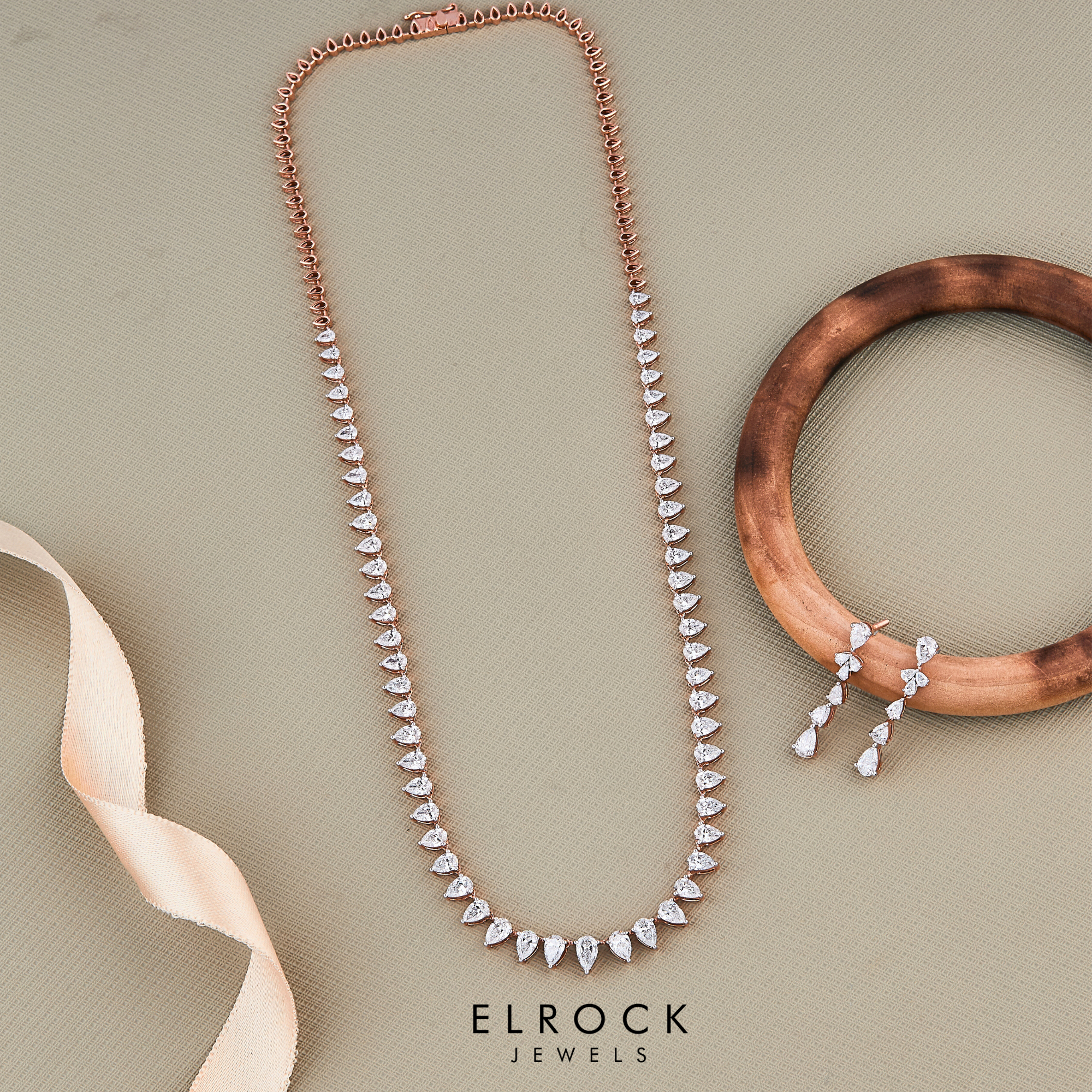 14K Solid Gold Pear Diamond Tennis Necklace 