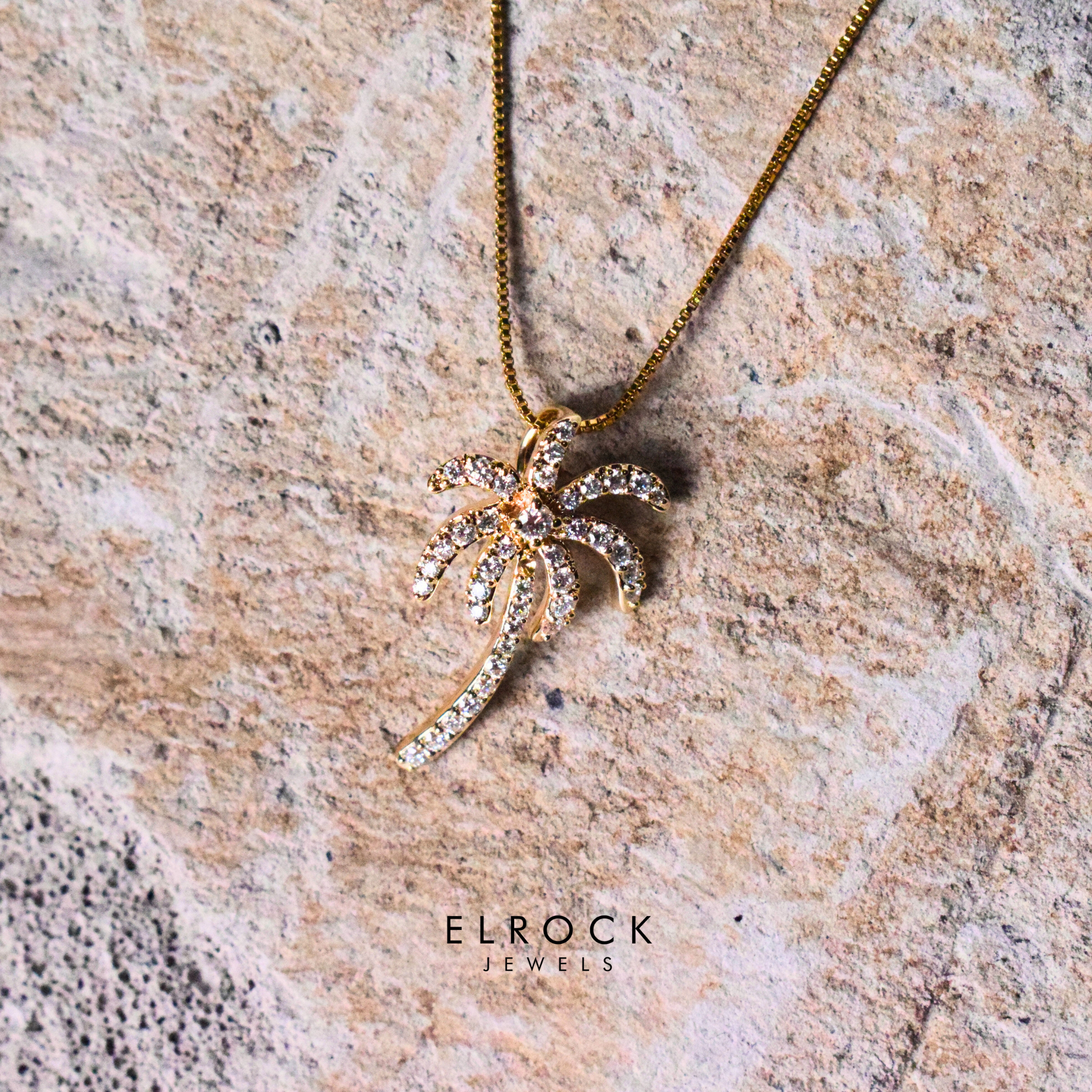  Diamond Palm Tree Pendant 