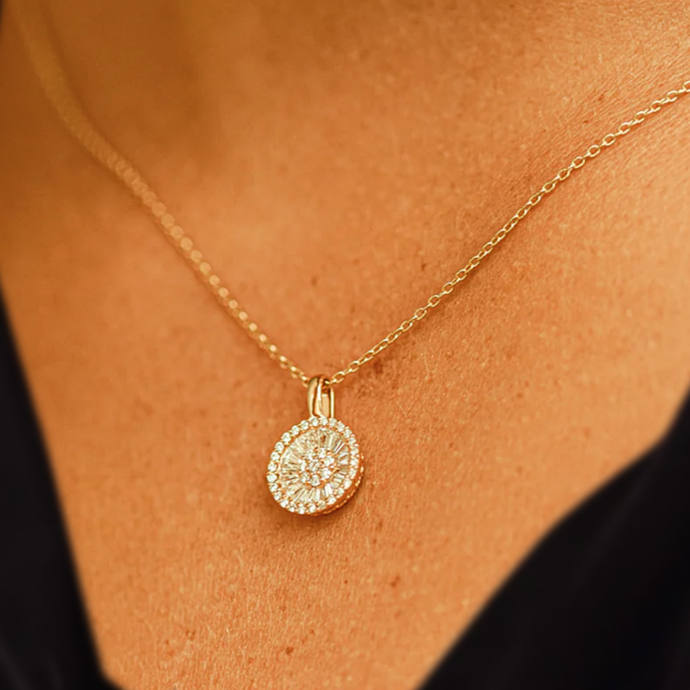 14K Gold Baguette Diamond Disc Cluster Necklace / Baguette Diamond Necklace