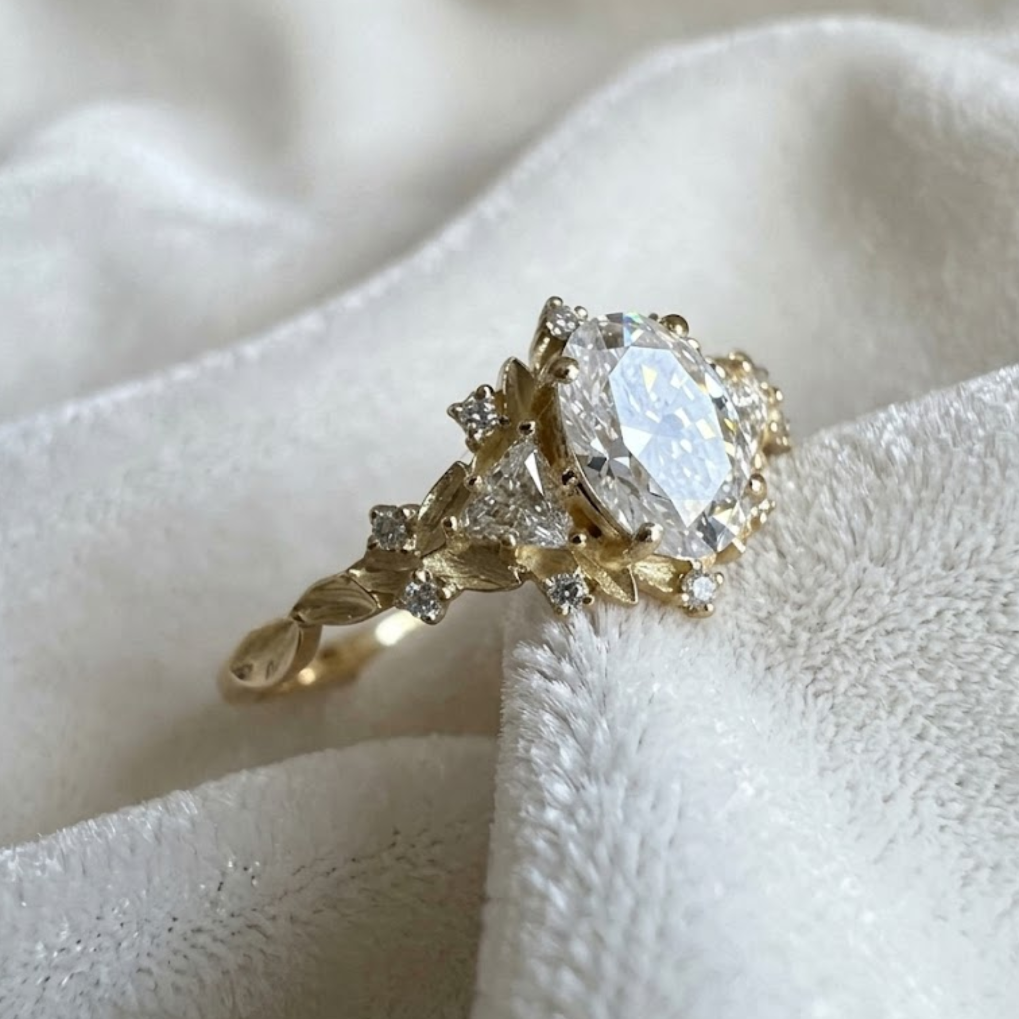 Fairytale Oval Lab Grown Diamond Engagement Ring in 14K or 18K Gold