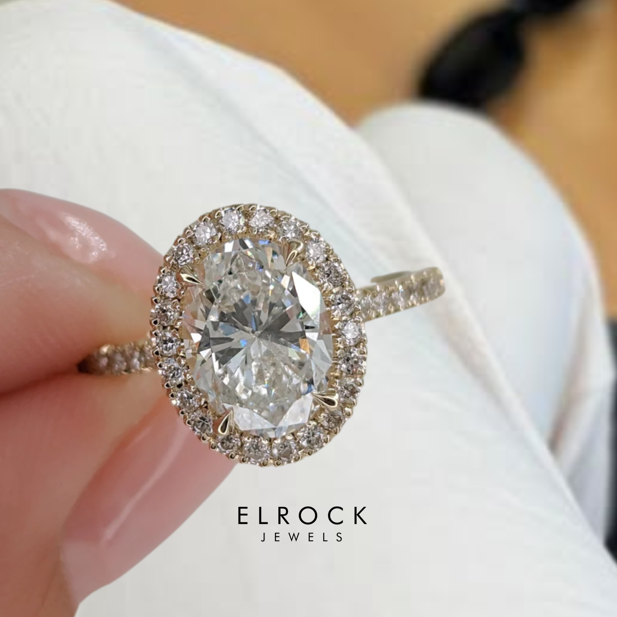14K Oval Cut Engagement Ring | Lab Grown Diamond Oval Engagement Ring