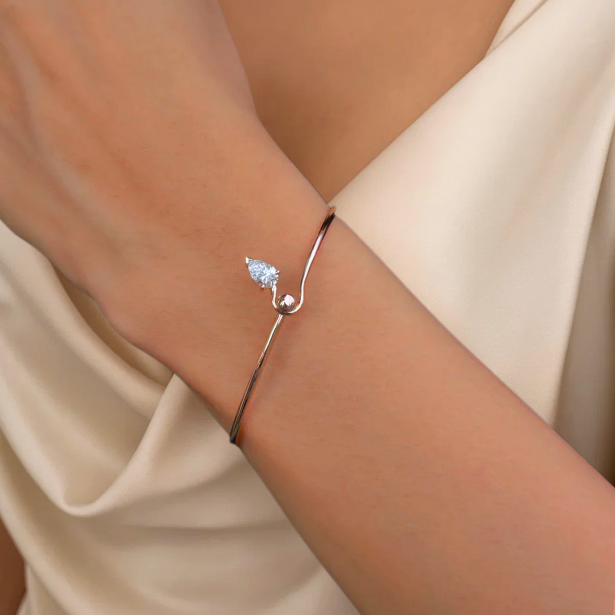 14K Gold Minimalist Pear Shape Solitaire Cuff Bracelet