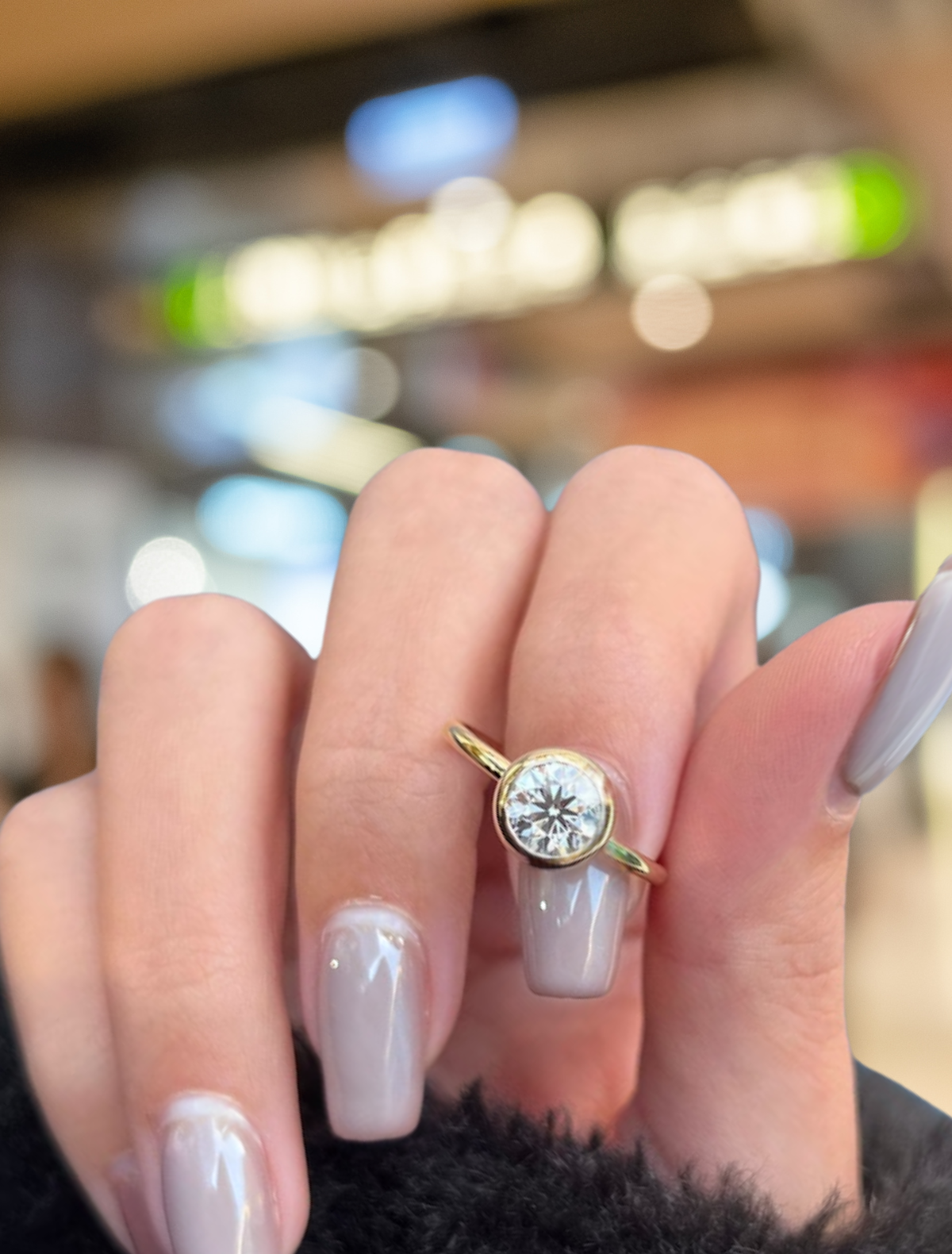 14K Gold 1 carat round cut lab grown diamond engagement ring