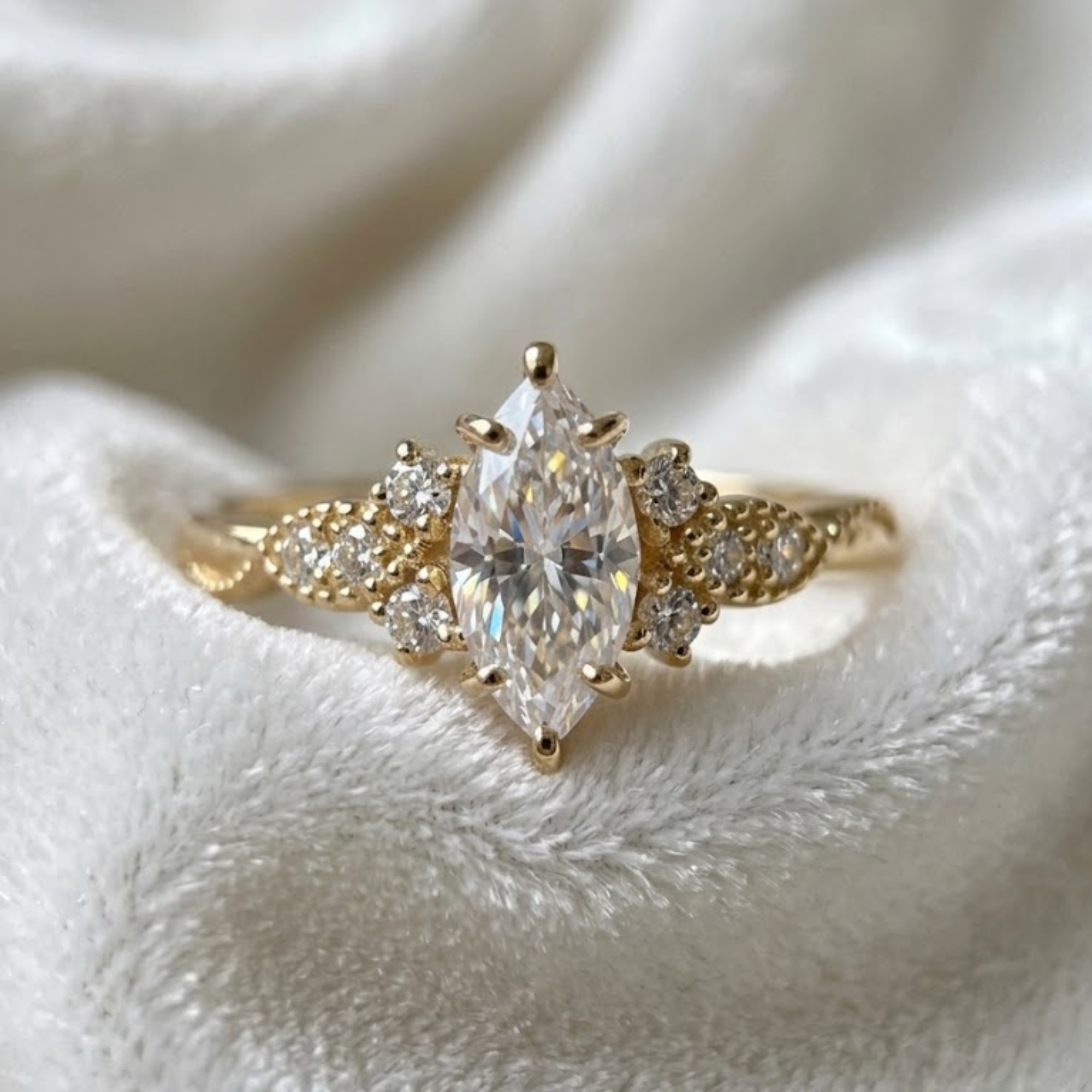 Marquise Lab Grown Diamond Engagement Ring | 14K 18K Gold Scarlet Ring