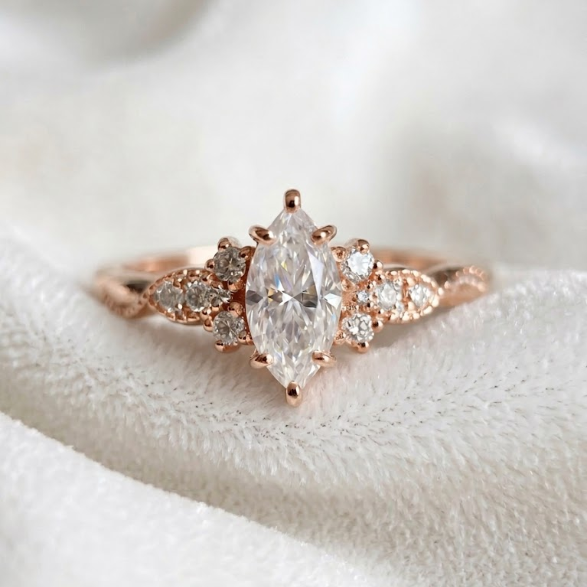 Marquise Lab Grown Diamond Engagement Ring | 14K 18K Gold Scarlet Ring