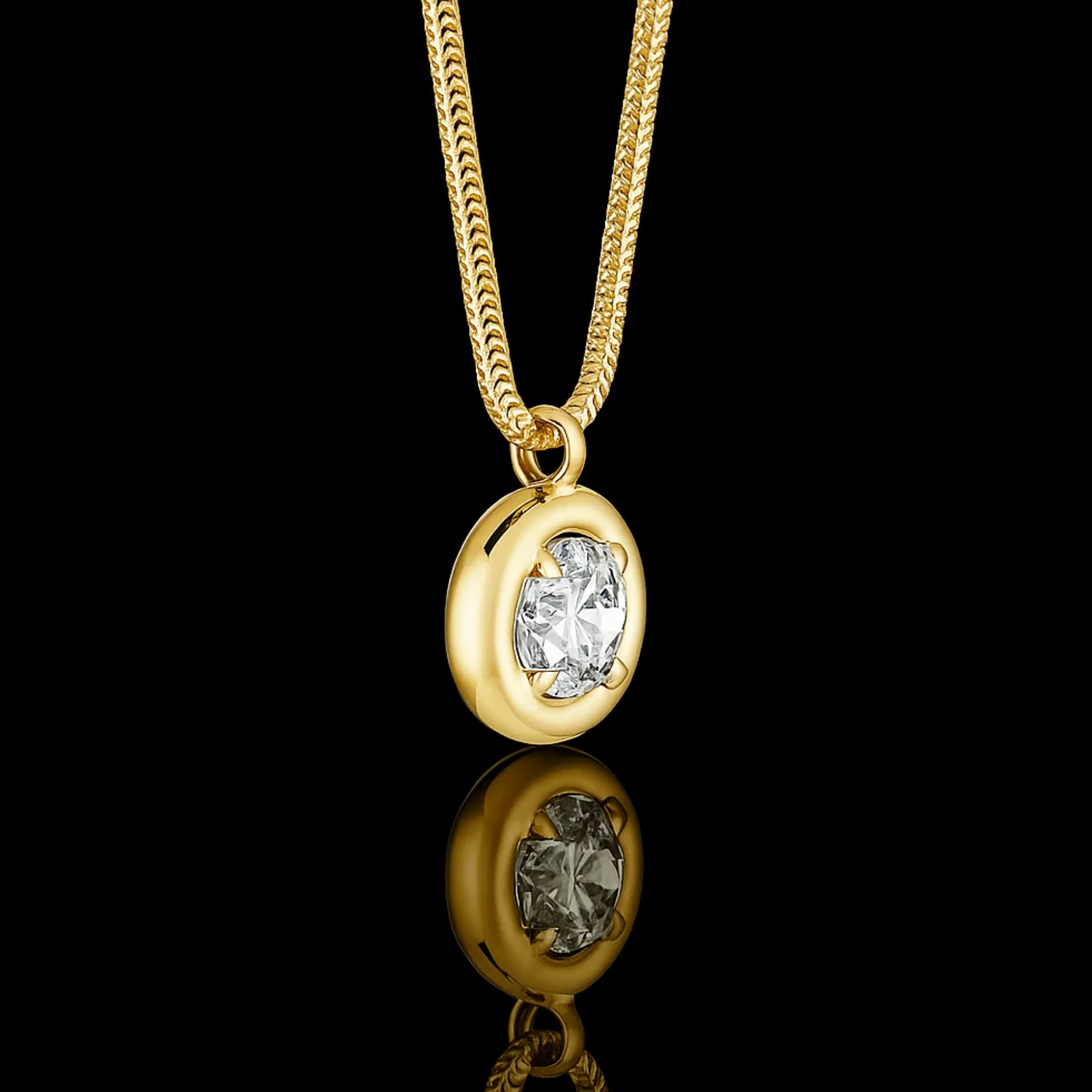 14K Gold Round Shaped Garnet Necklace