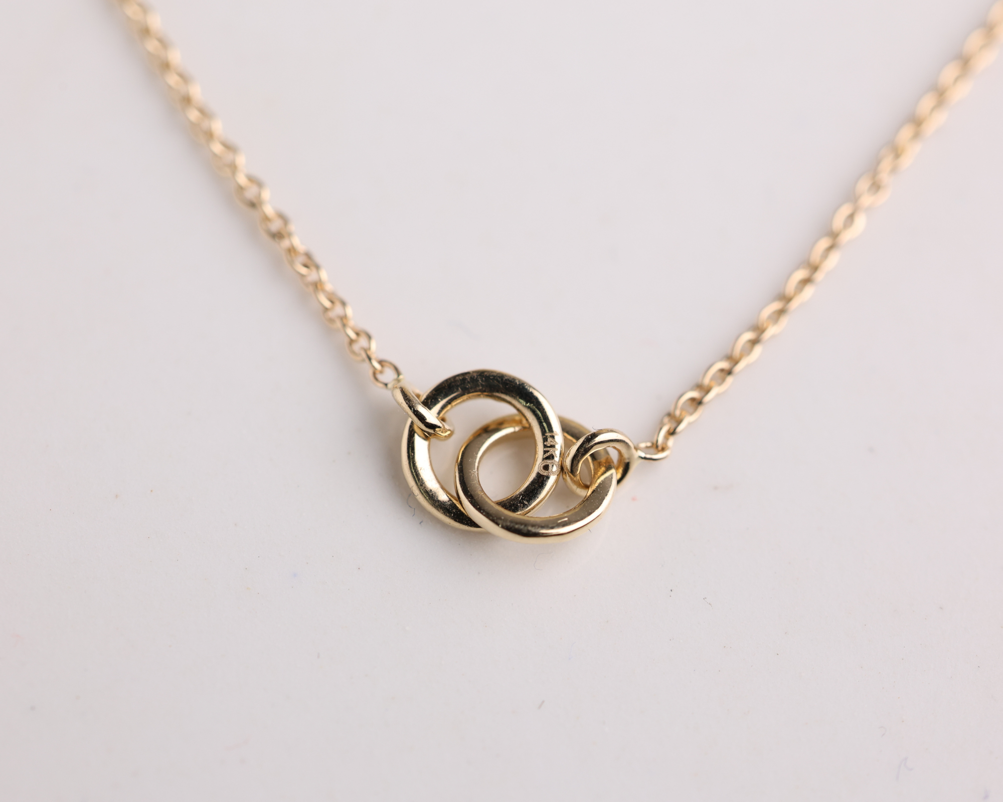 0.05 Ctw Diamond Intertwined Circle Necklace in 14K Solid Gold