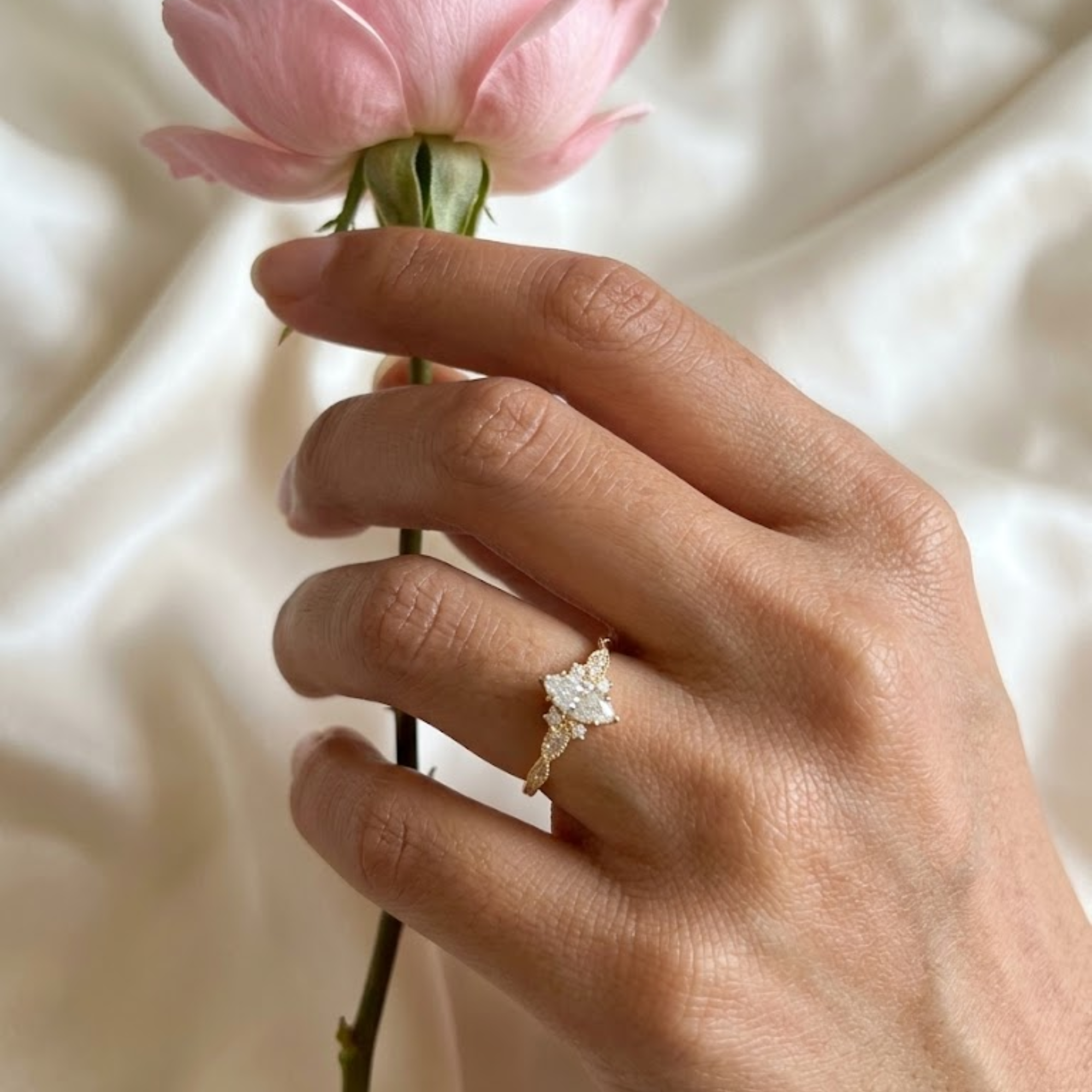 Marquise Lab Grown Diamond Engagement Ring | 14K 18K Gold Scarlet Ring