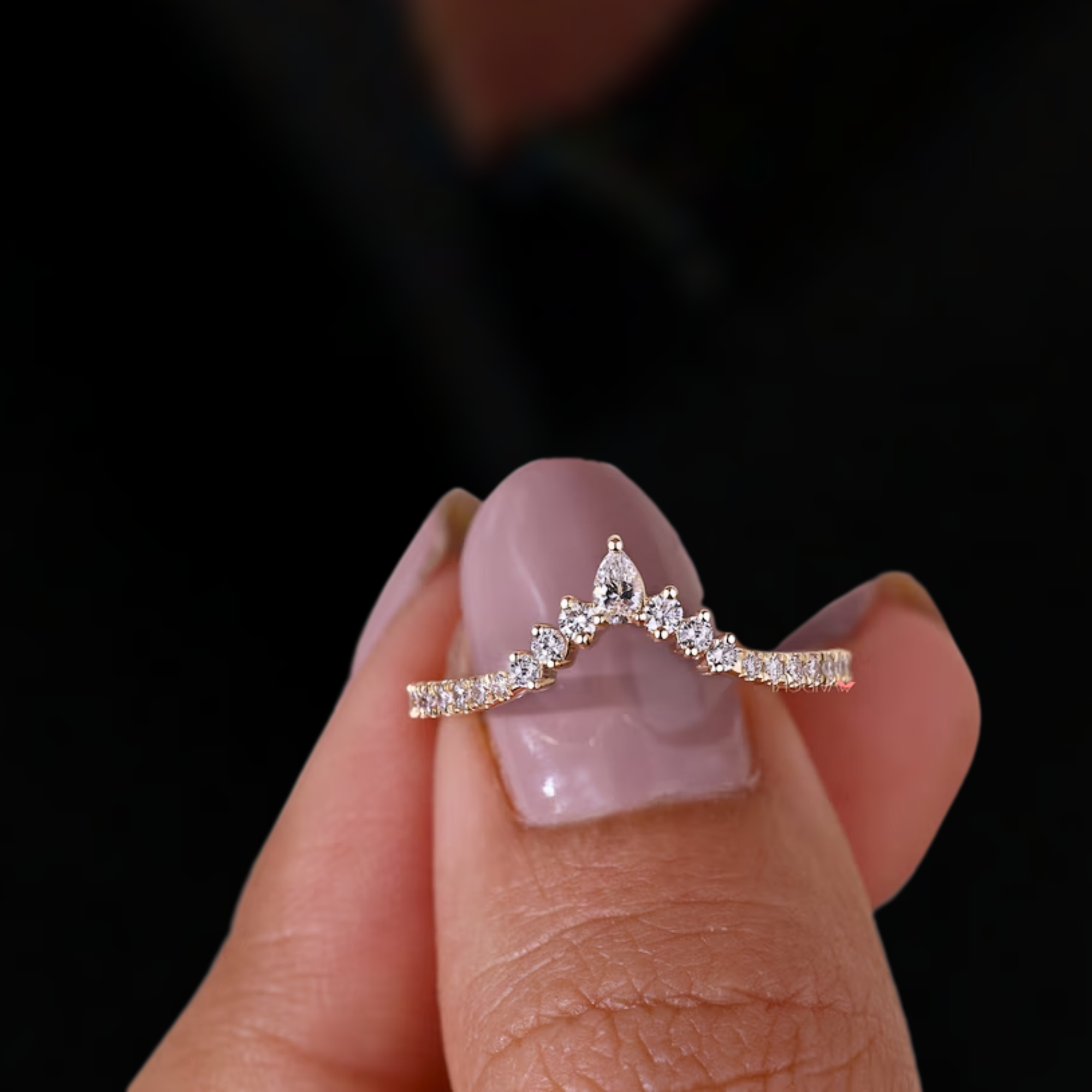  Diamond Curvy Band