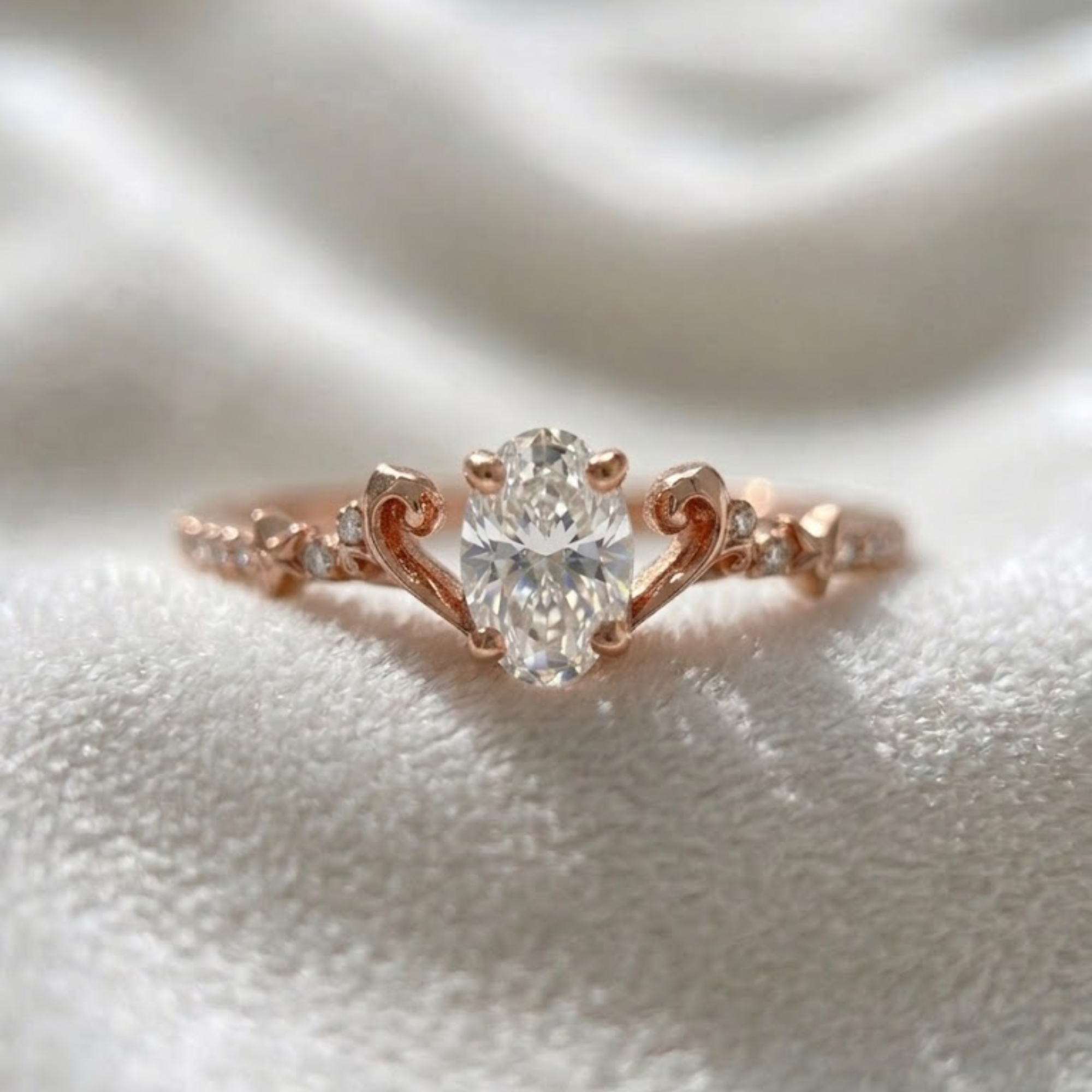 Oval Lab Grown Diamond Ring | 14K 18K Gold Venus Ring