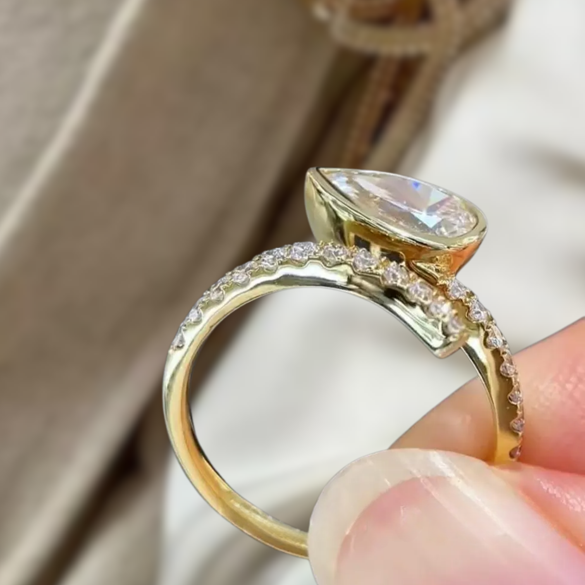  Gold Pear Shape Lab Grown Diamond