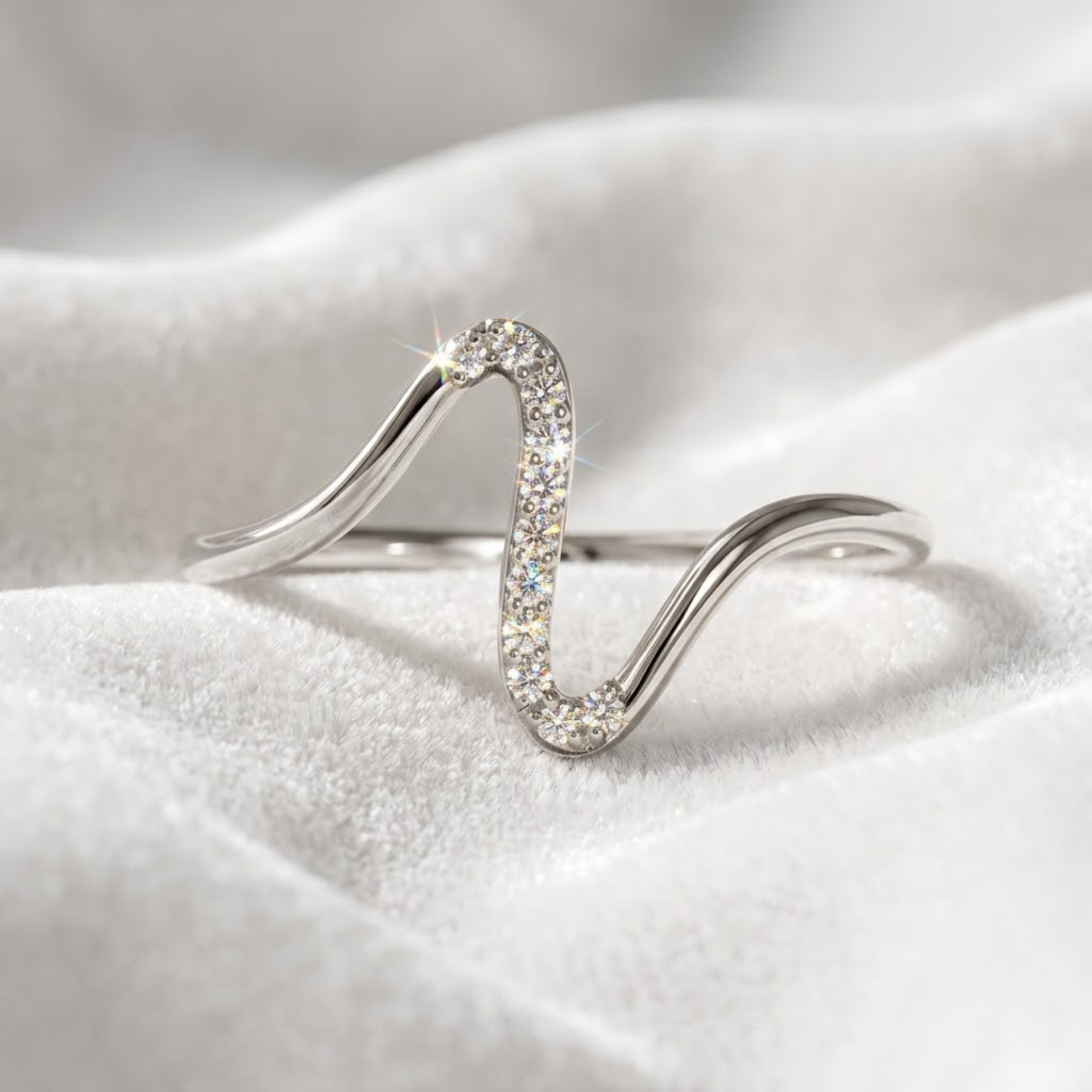 14K Gold Lab Grown Diamond Wave Curved Stacking Band