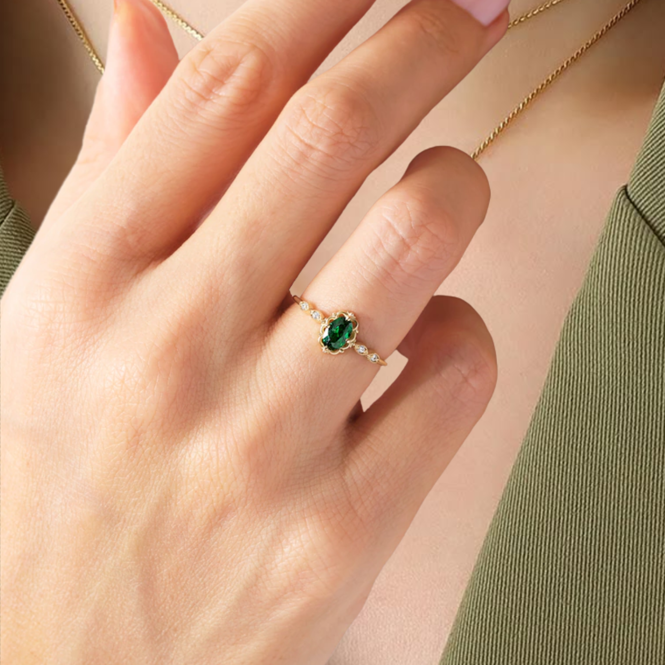 14K Solid Gold Halo Birthstone Jewelry Engagement Band 1.00 CT Emerald Ring