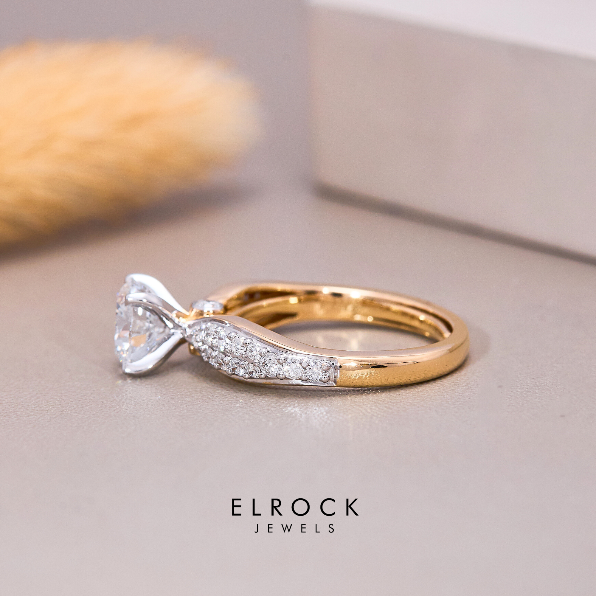 14K Solid Gold Round Cut Women's Engagement Ring