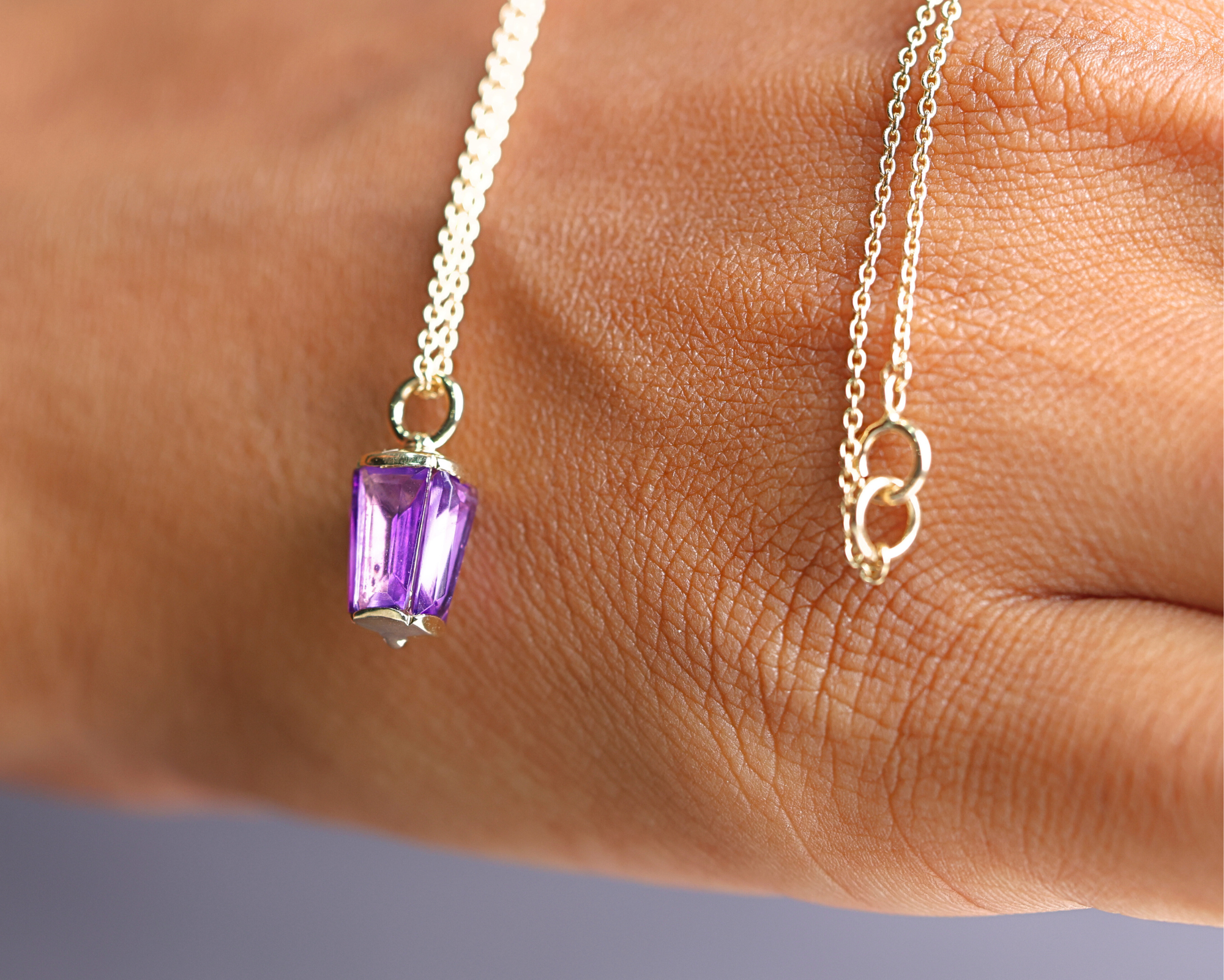 14K Gold Sapphire Pendant Dainty Lilac Sapphire Gemstone Pendant in Gold