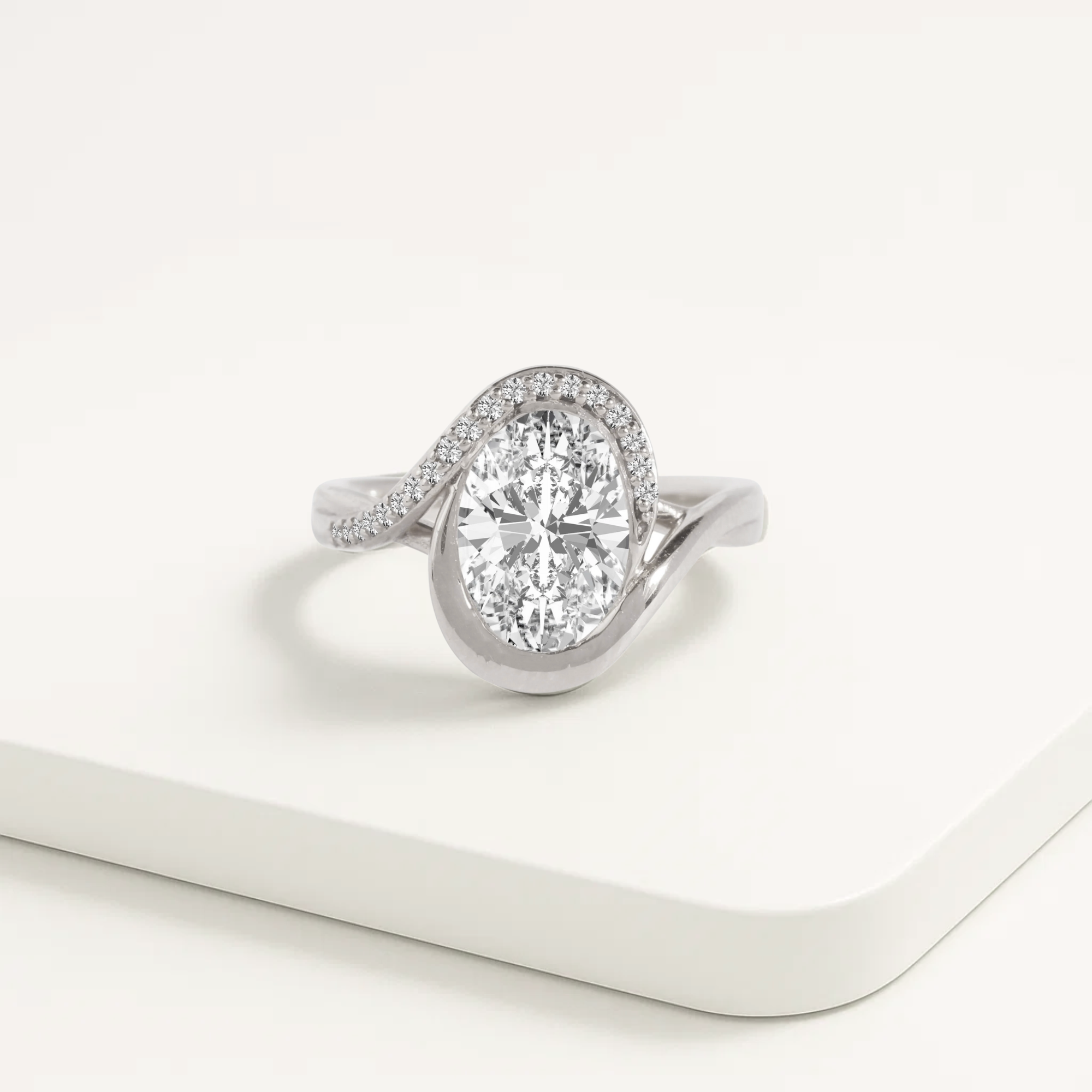  Diamond Curved Wave Halo Ring