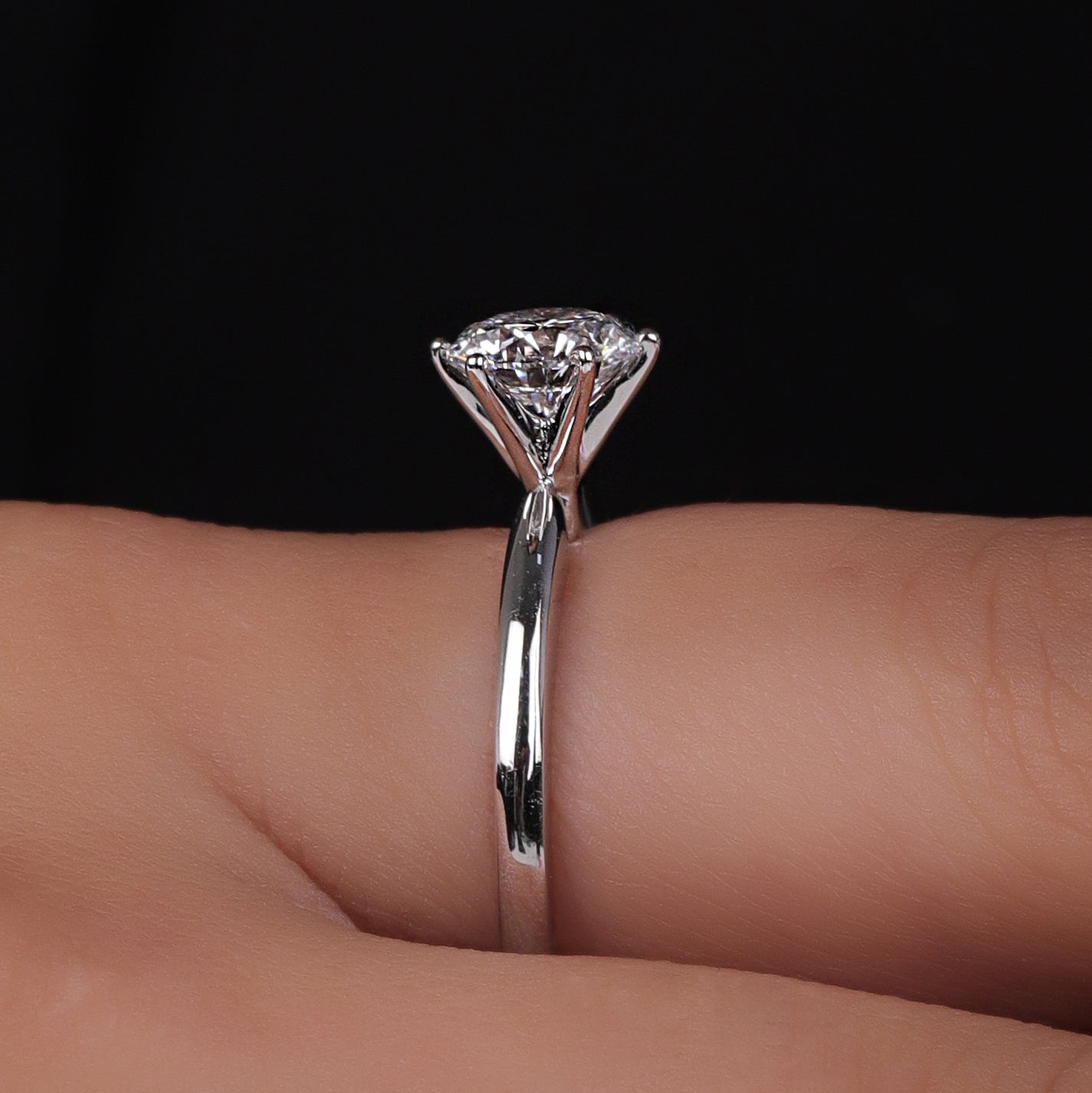 14K White Gold Round Diamond Wedding Ring