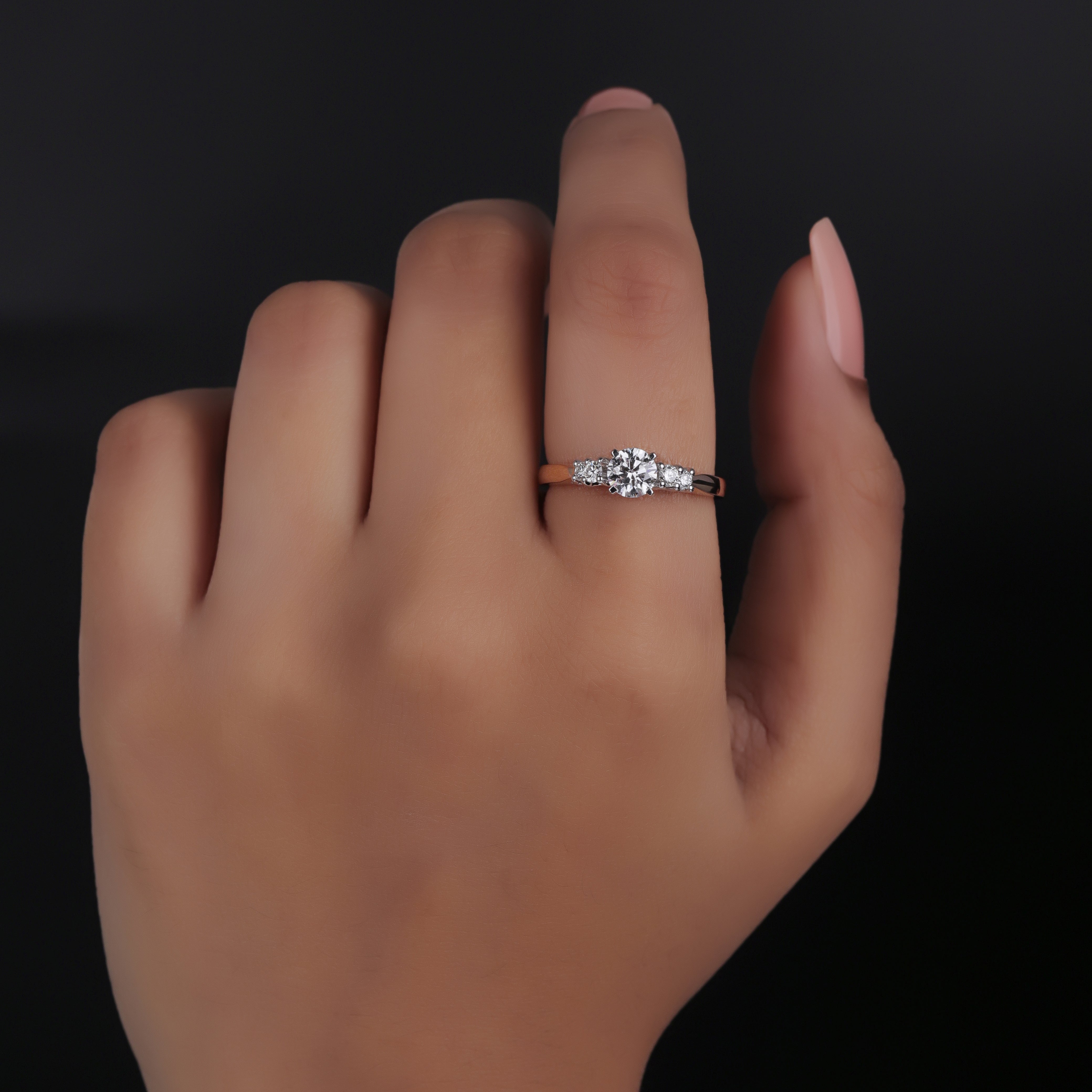 14K Round Cut Brilliant Diamond Engagement Ring