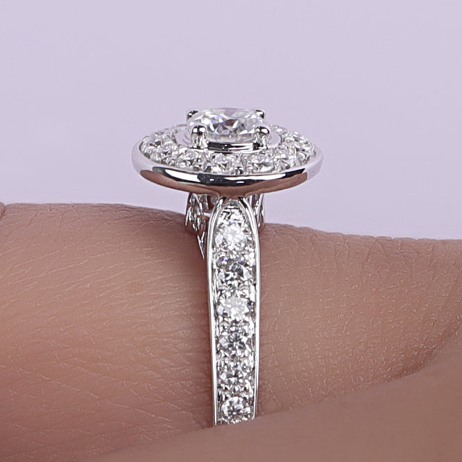 14K Gold Round Cut Lab Grown Diamond Engagement Ring