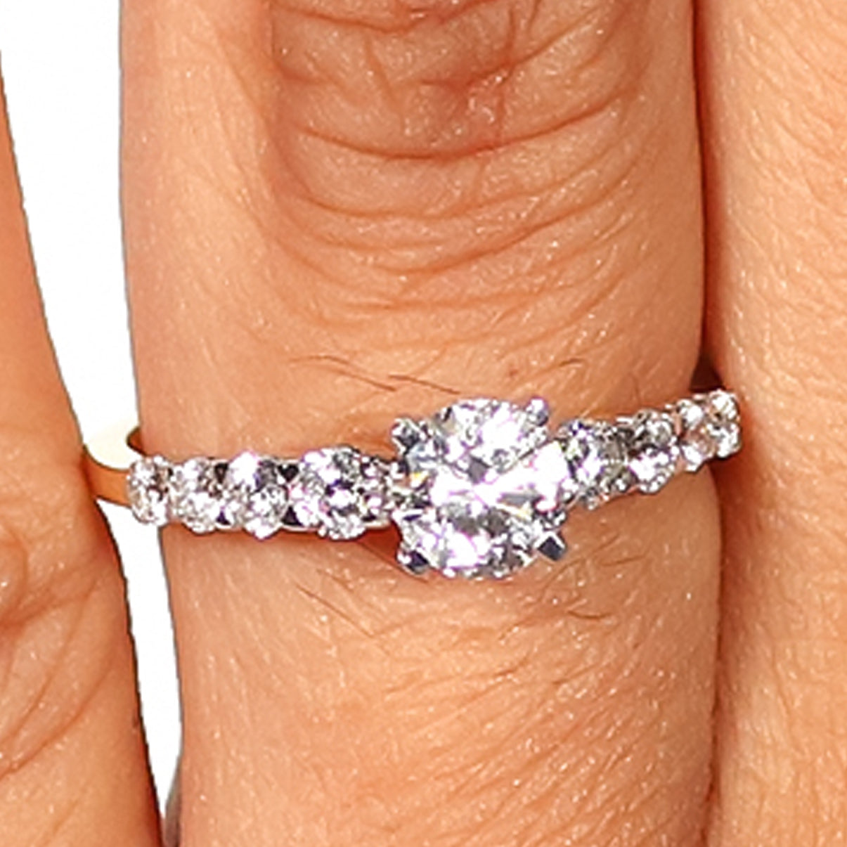 14K Gold Round Lab Grown Diamond Engagement Ring