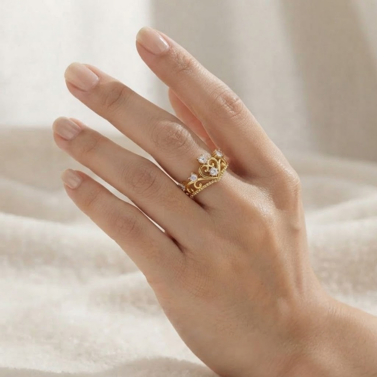 Vintage Heart Filigree Diamond Ring