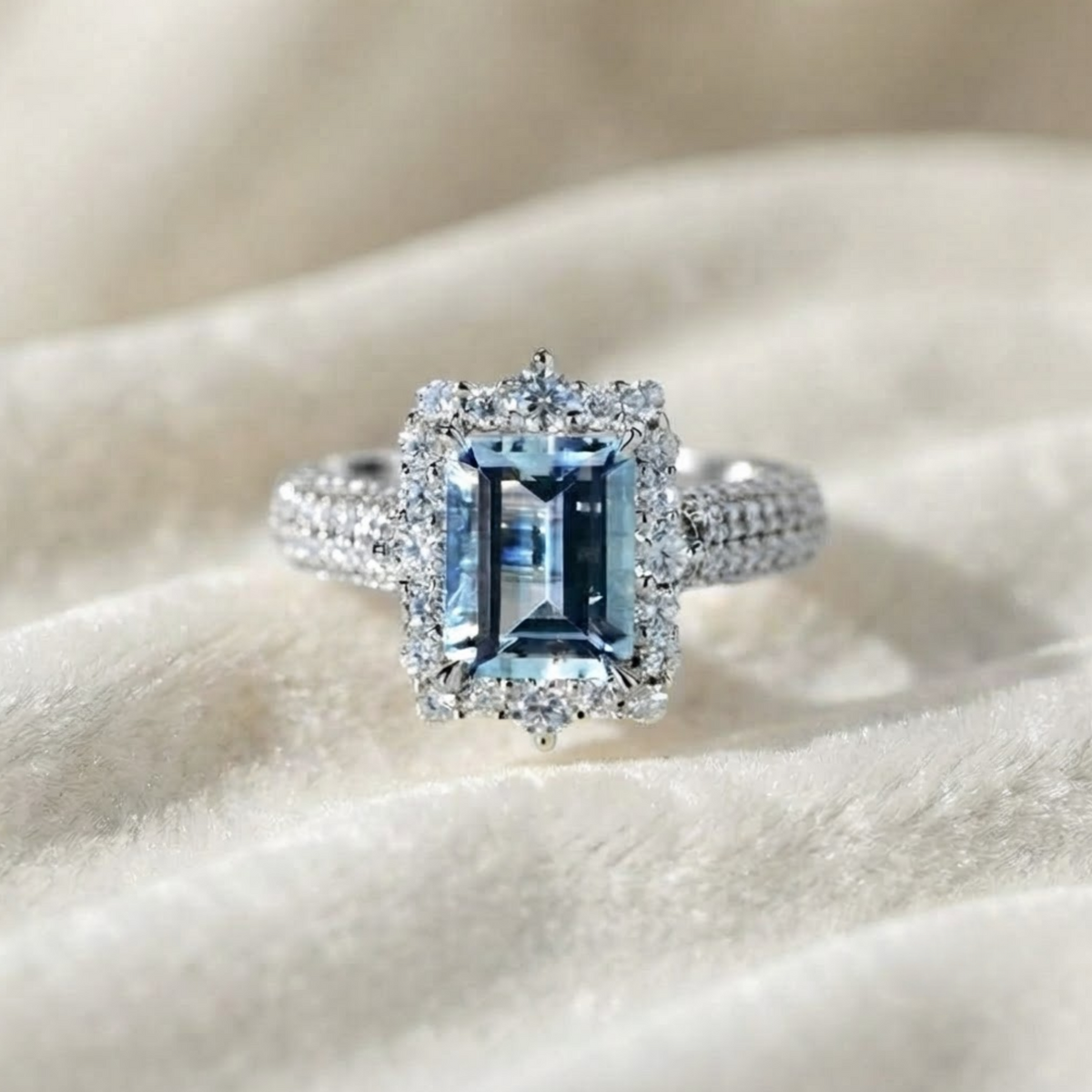 3 CT Aquamarine Emerald Cut Ring