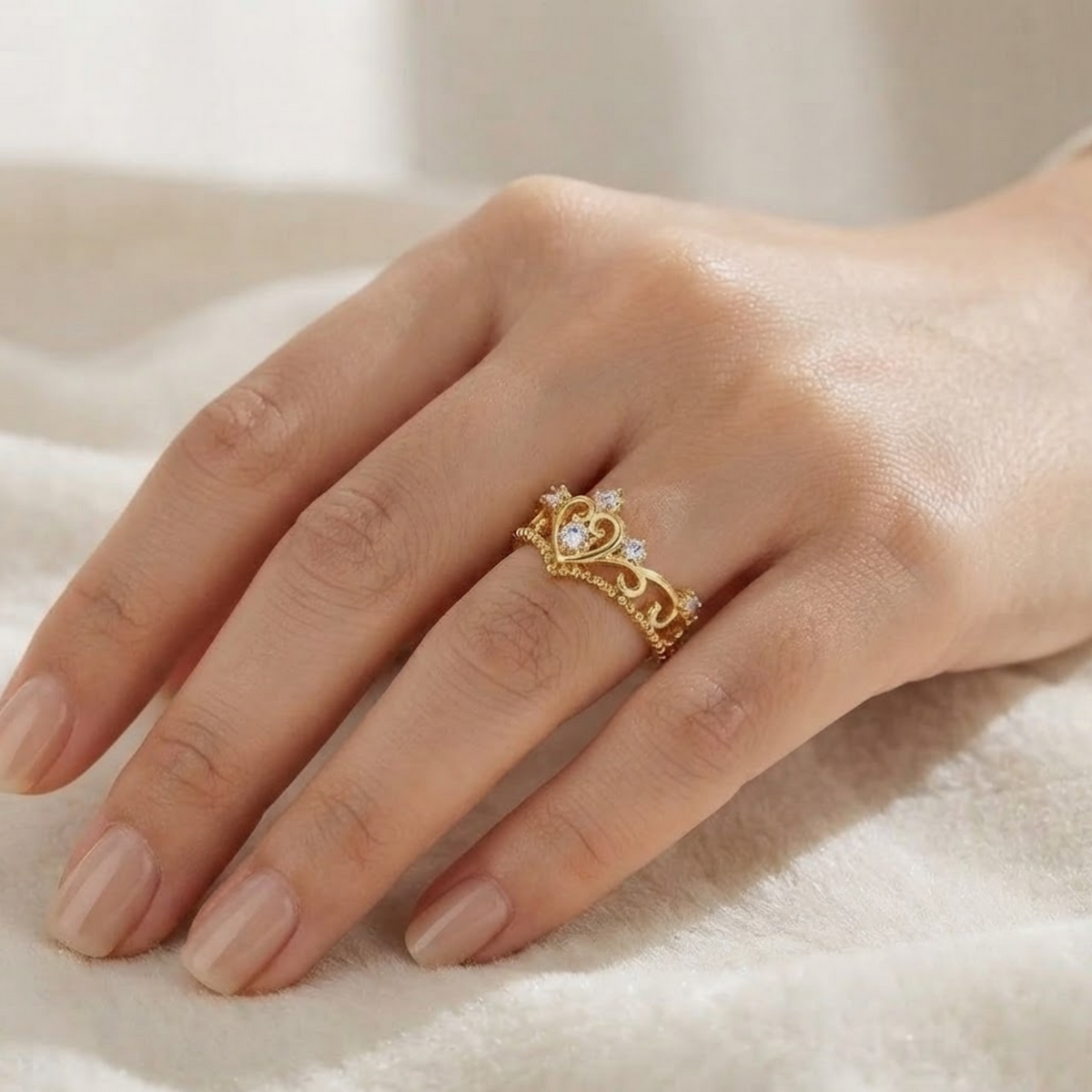 Vintage Heart Filigree Diamond Ring