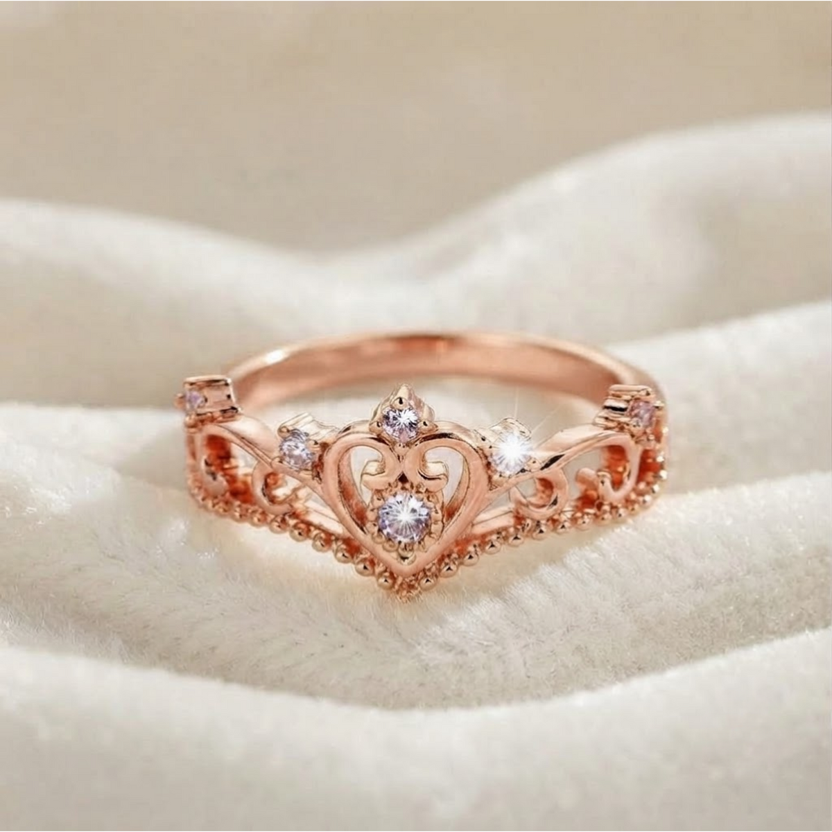 Vintage Heart Filigree Diamond Ring