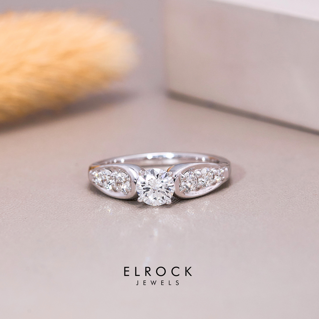  Round Cut Lab Grown Diamond Ring 