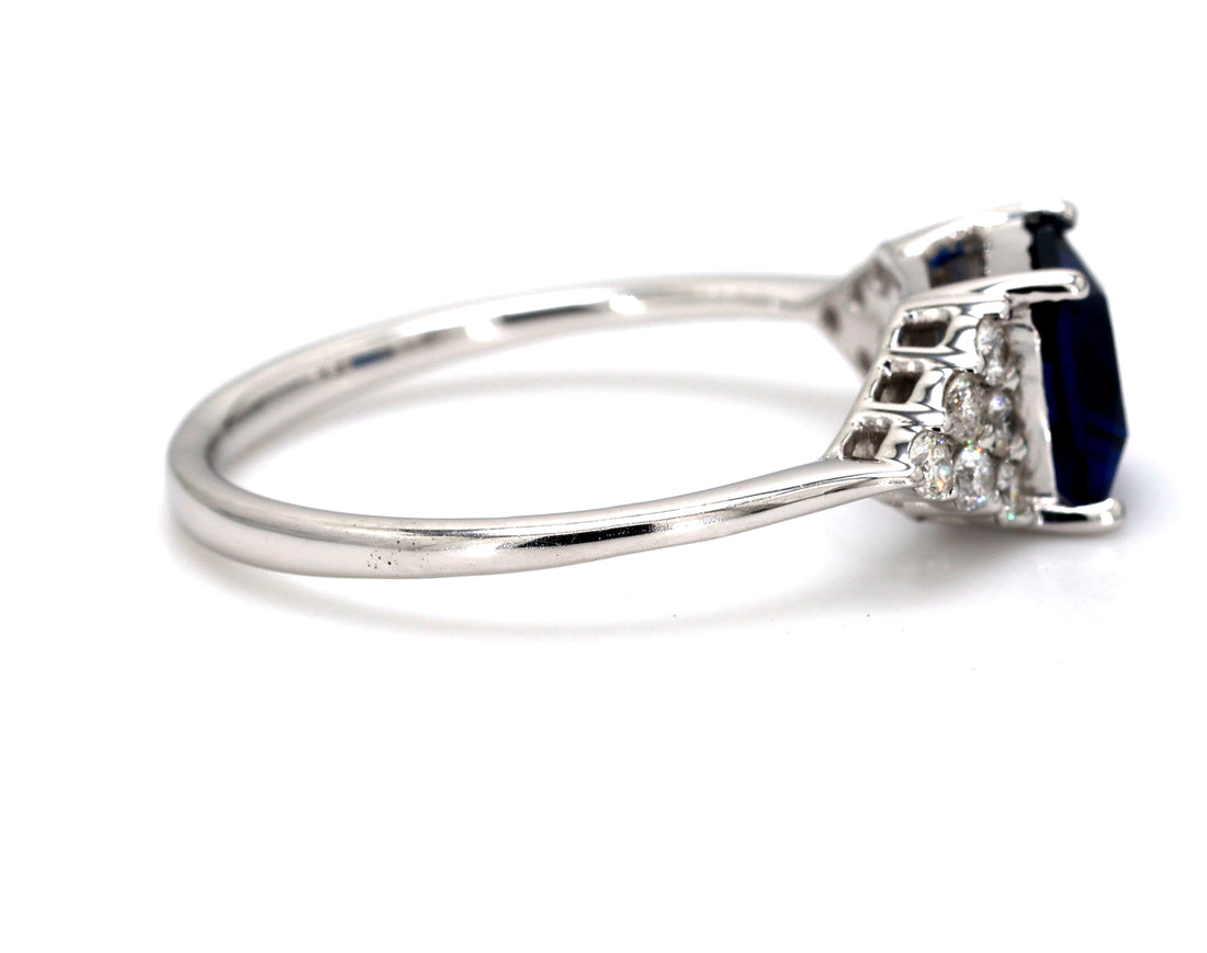 Vintage Sapphire Ring, Blue Gemstone Engagement Ring, September Birthstone r Ring