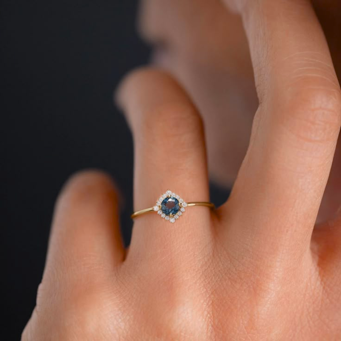 14K solid gold Round cut London blue 0.53 Ct Topaz Engagement ring.