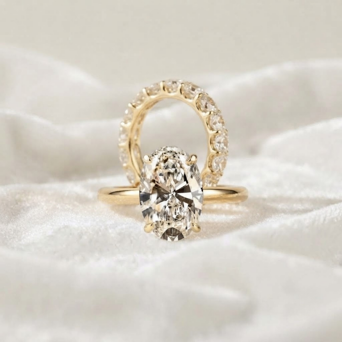 Oval Lab-Grown Diamond Bridal Ring Set
