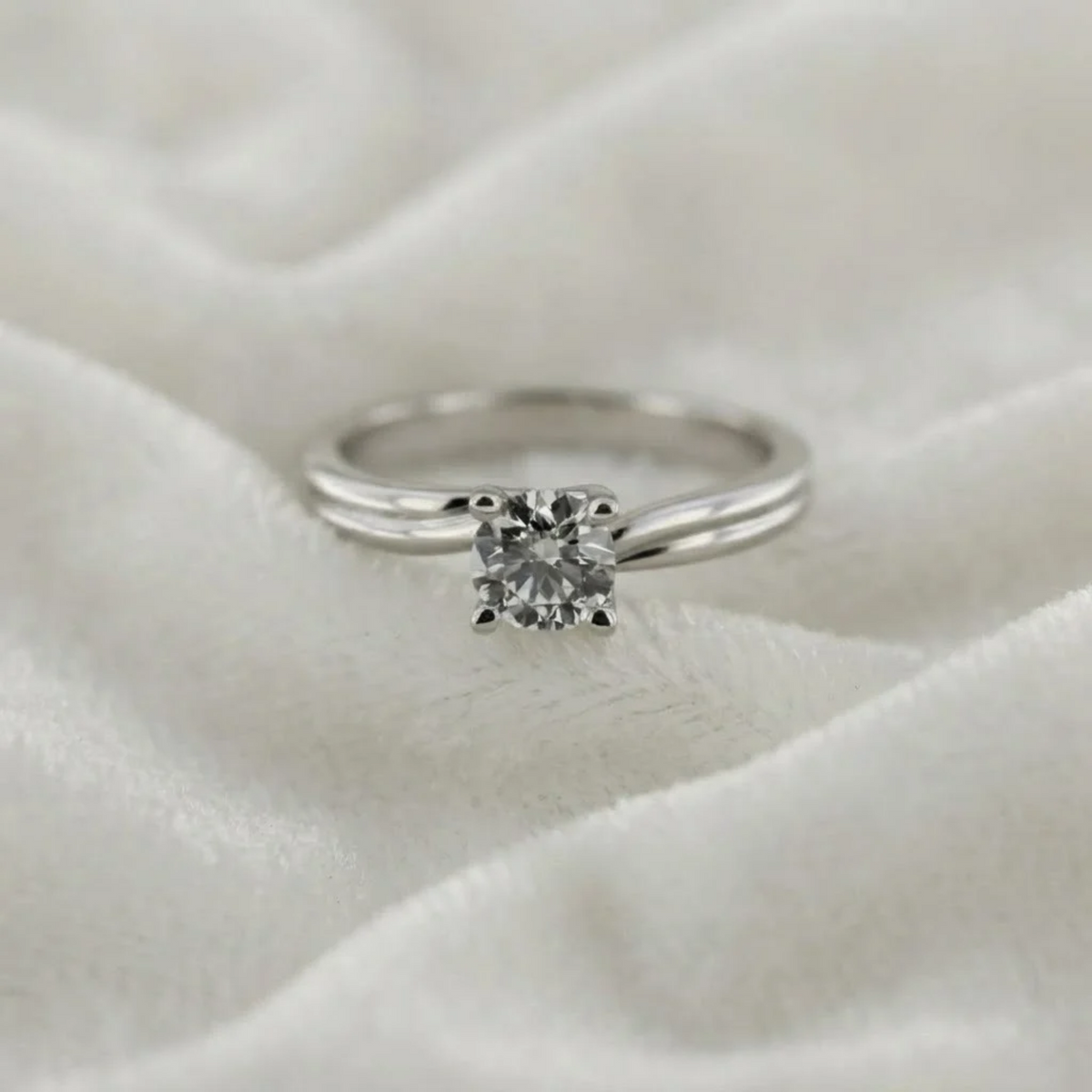 Round Diamond Solitaire Engagement Ring