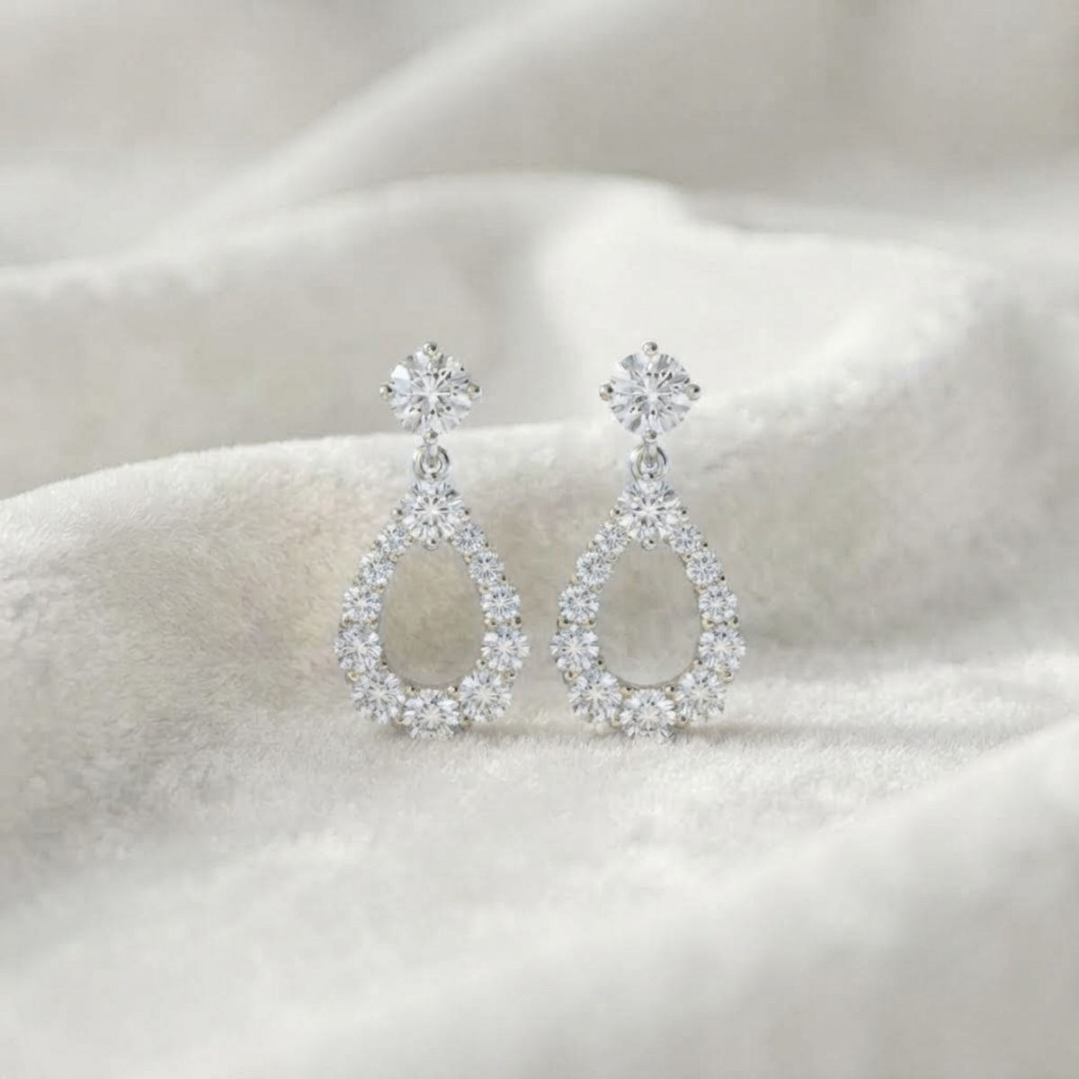 Lab-Grown Diamond Teardrop Drop Earrings