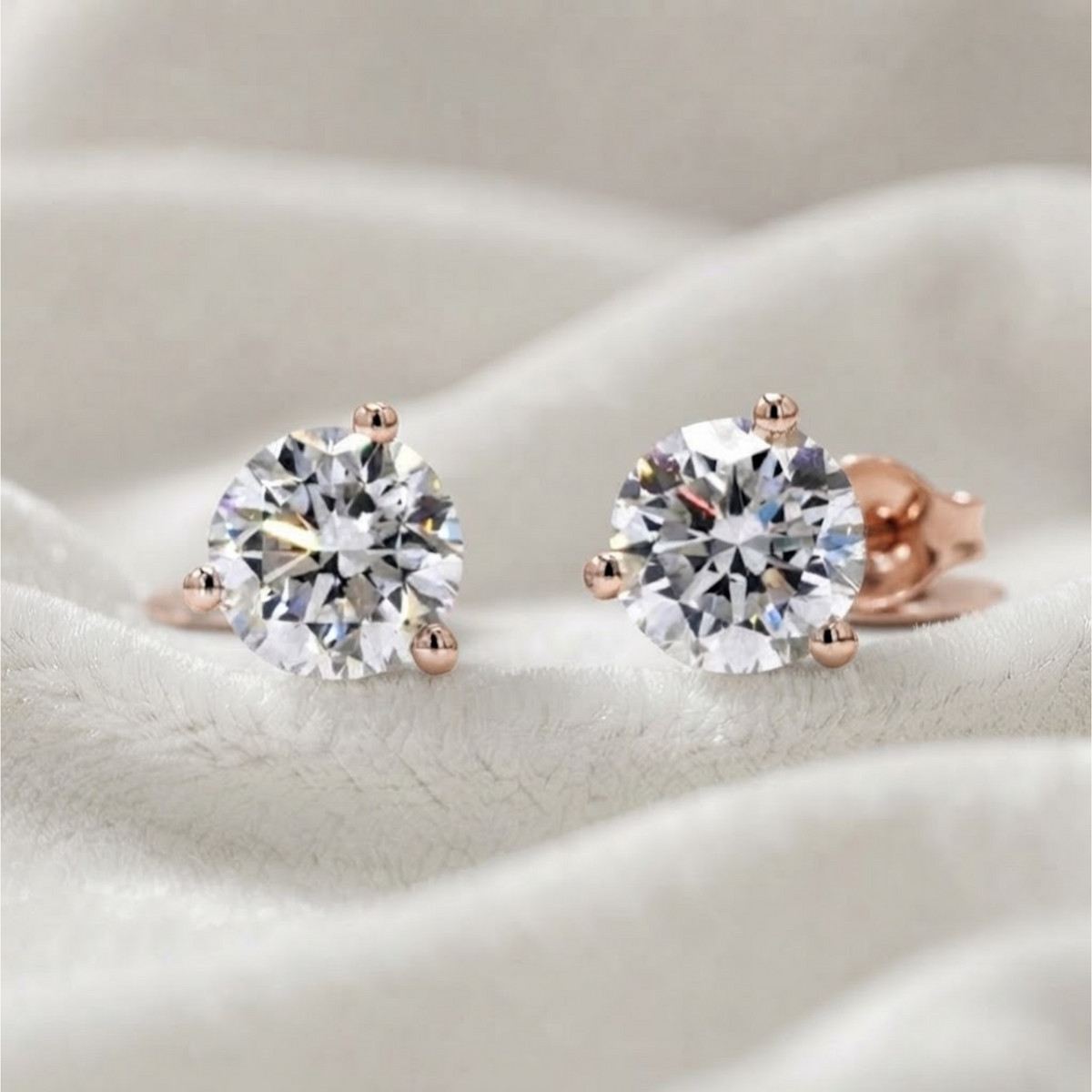 Round Lab Grown Diamond Stud Earrings