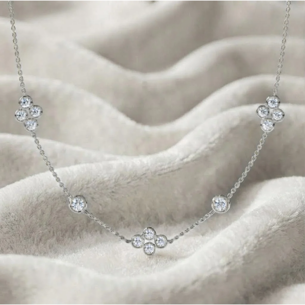 Halskette mit im Labor gezüchtetem Diamanten aus 14K Gold