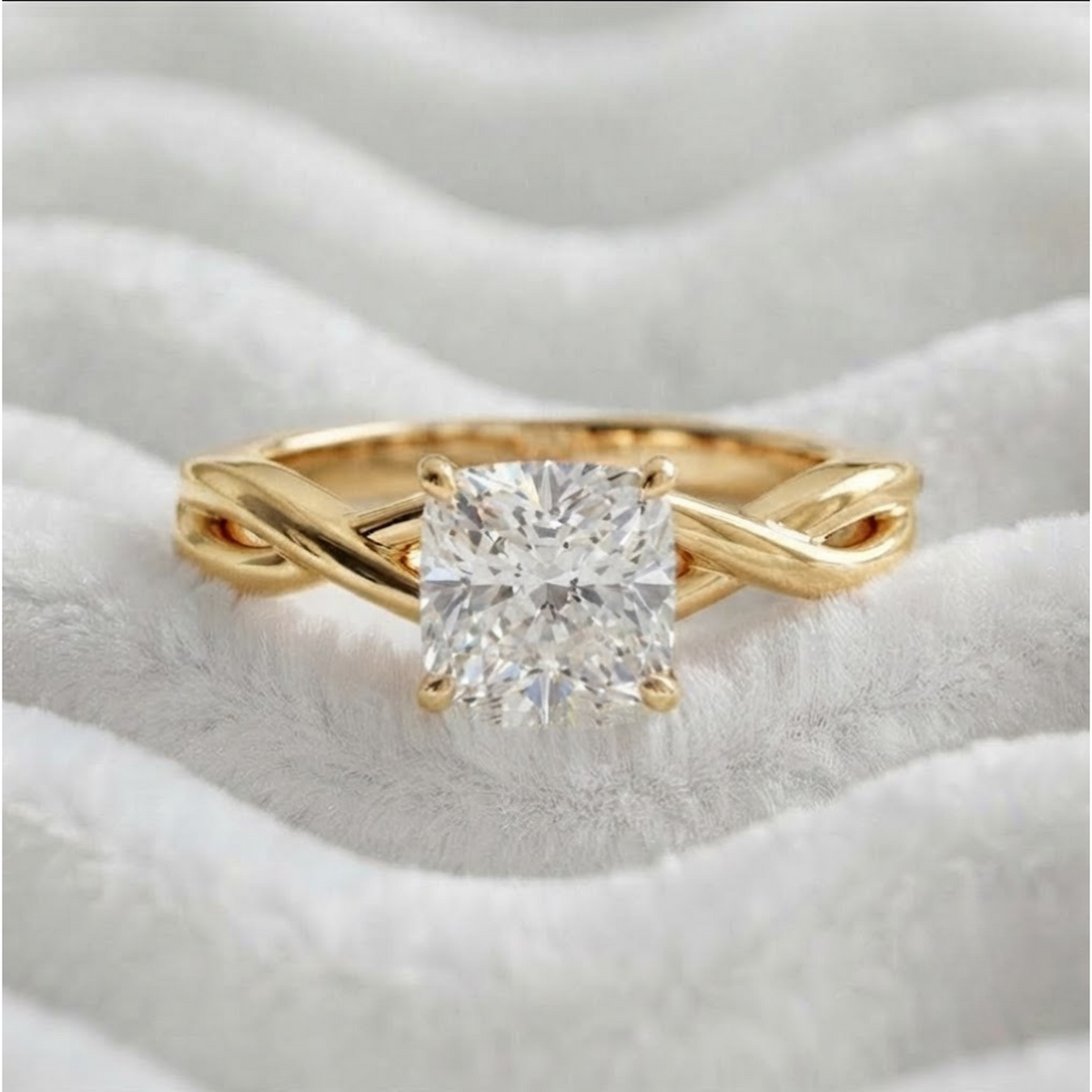 Infinity Crossover Art Deco Twist Band Ring