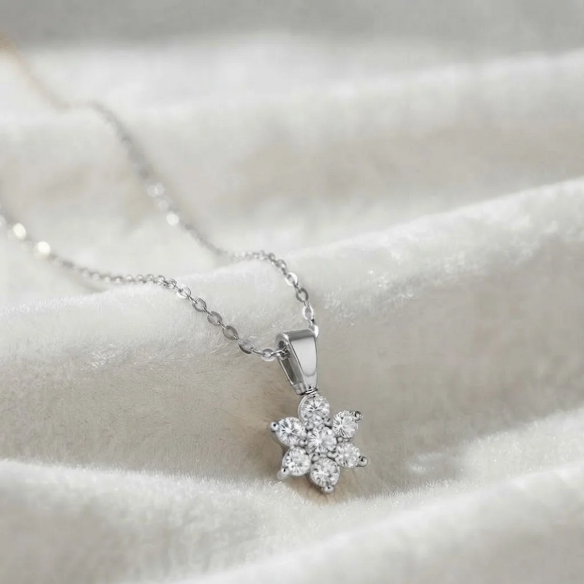 Diamond Flower Necklace for Woman