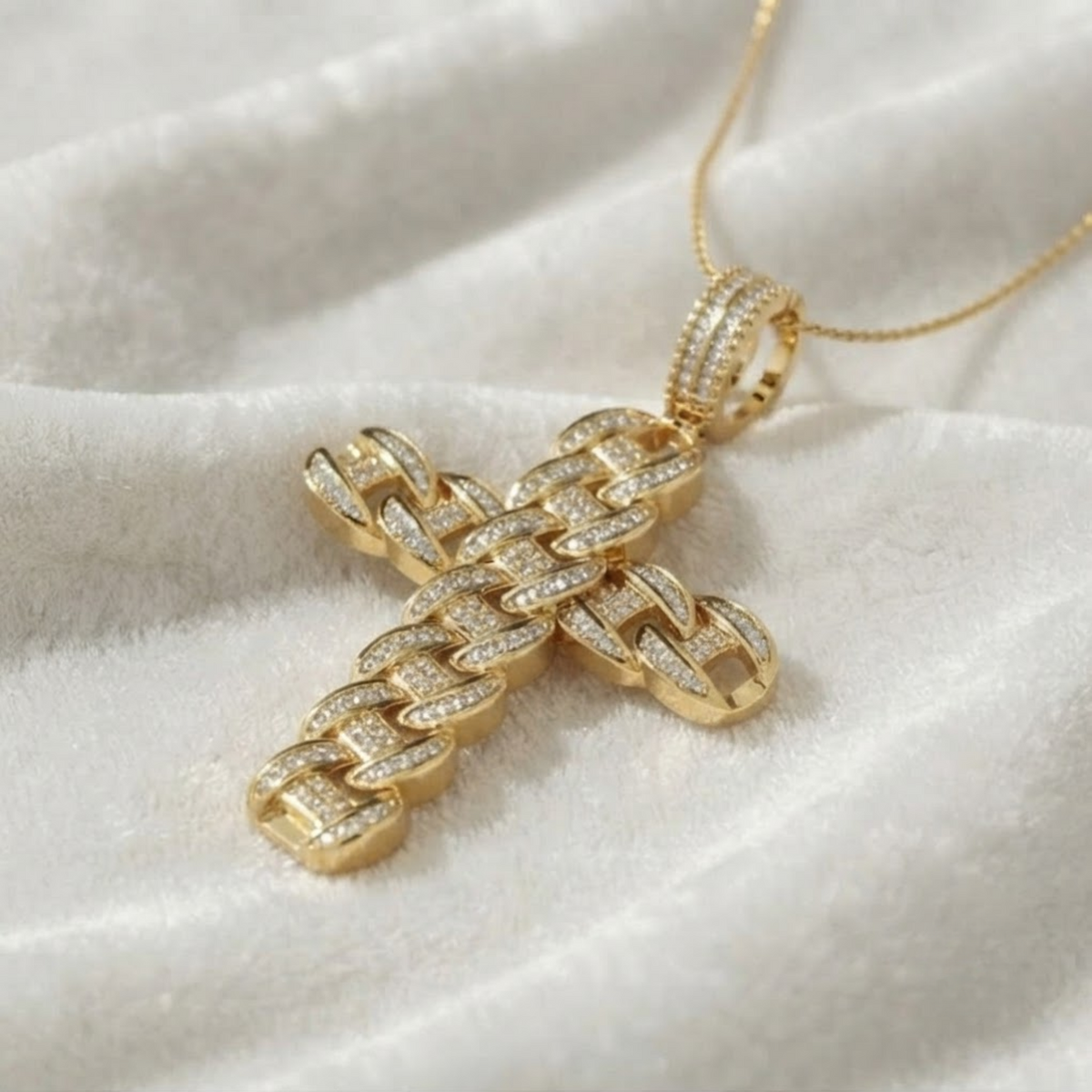 Lab Grown Diamond Cuban link cross pendant