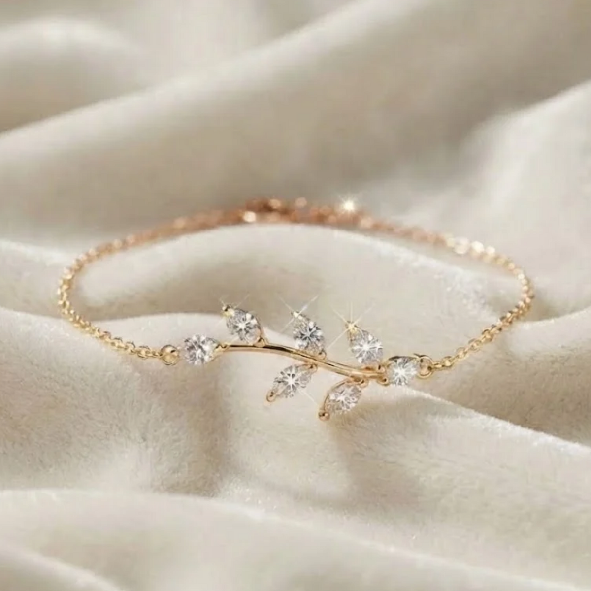 Lab Grown Diamond Dainty Leaf Bracelet