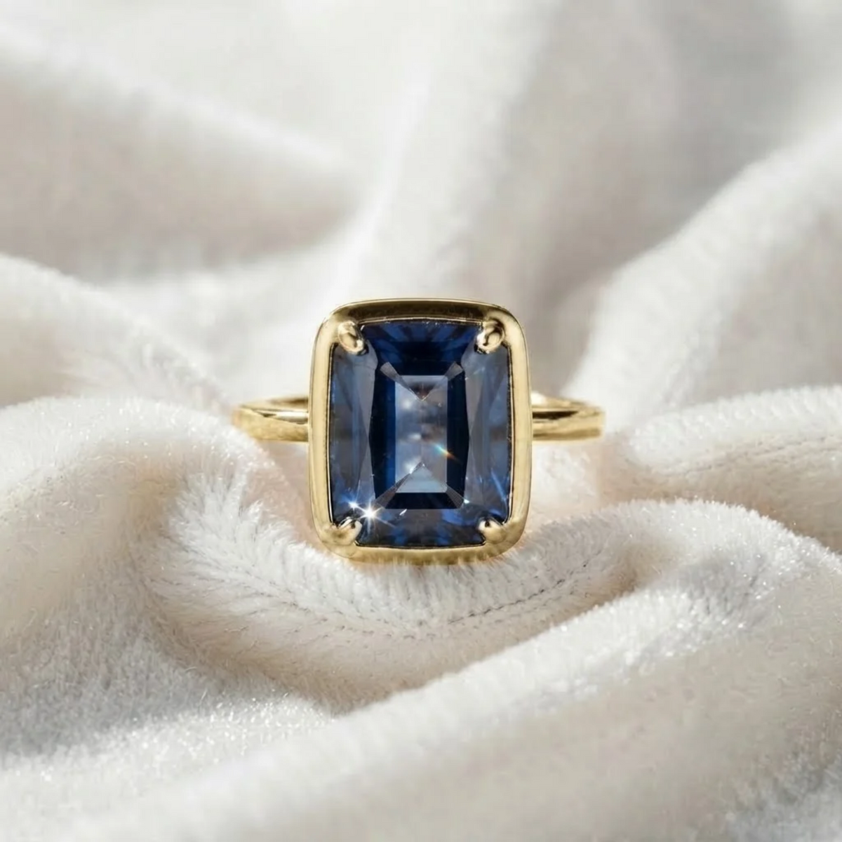Vintage Blue Sapphire Ring