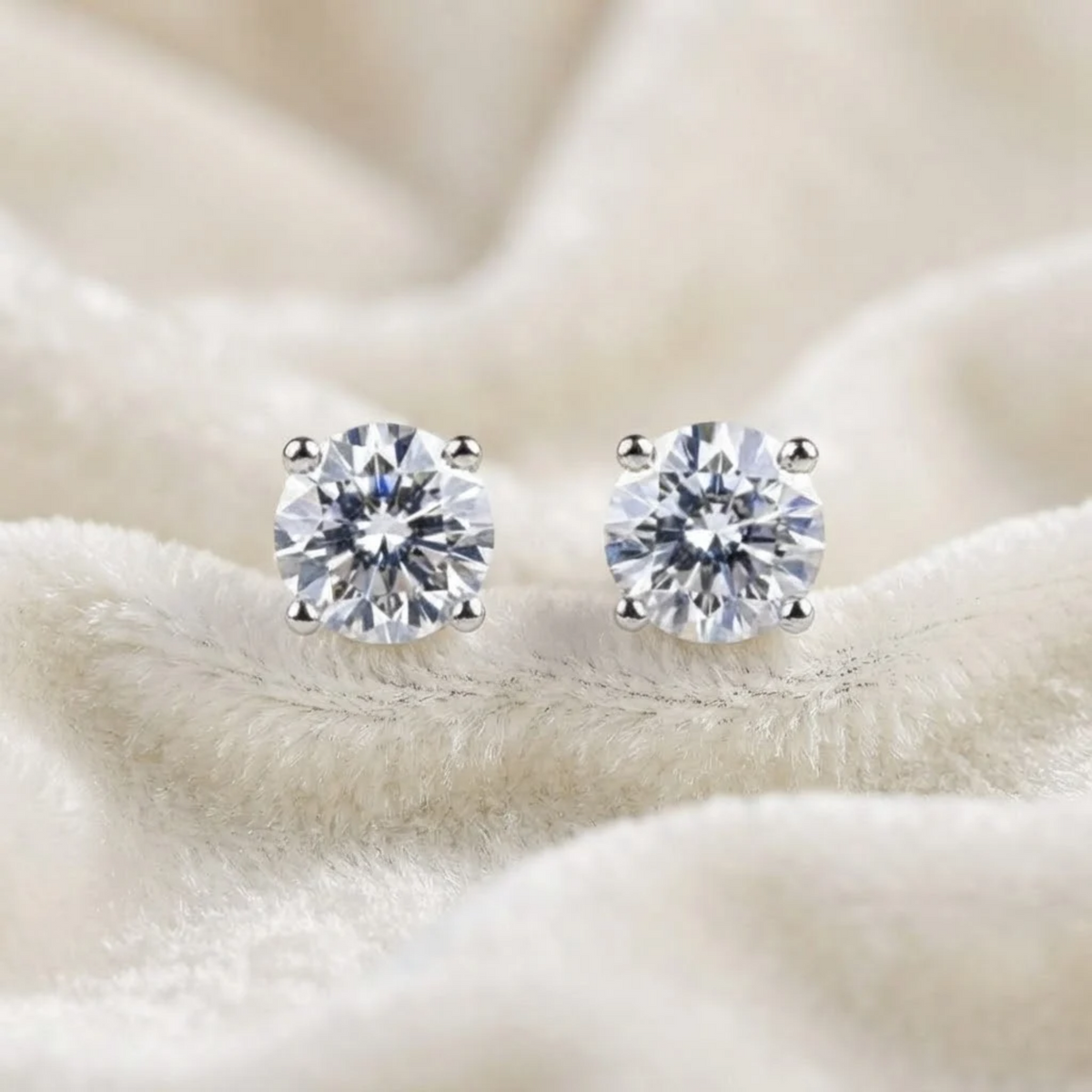 Runde Diamantohrringe Runde Brillanten Ohrstecker