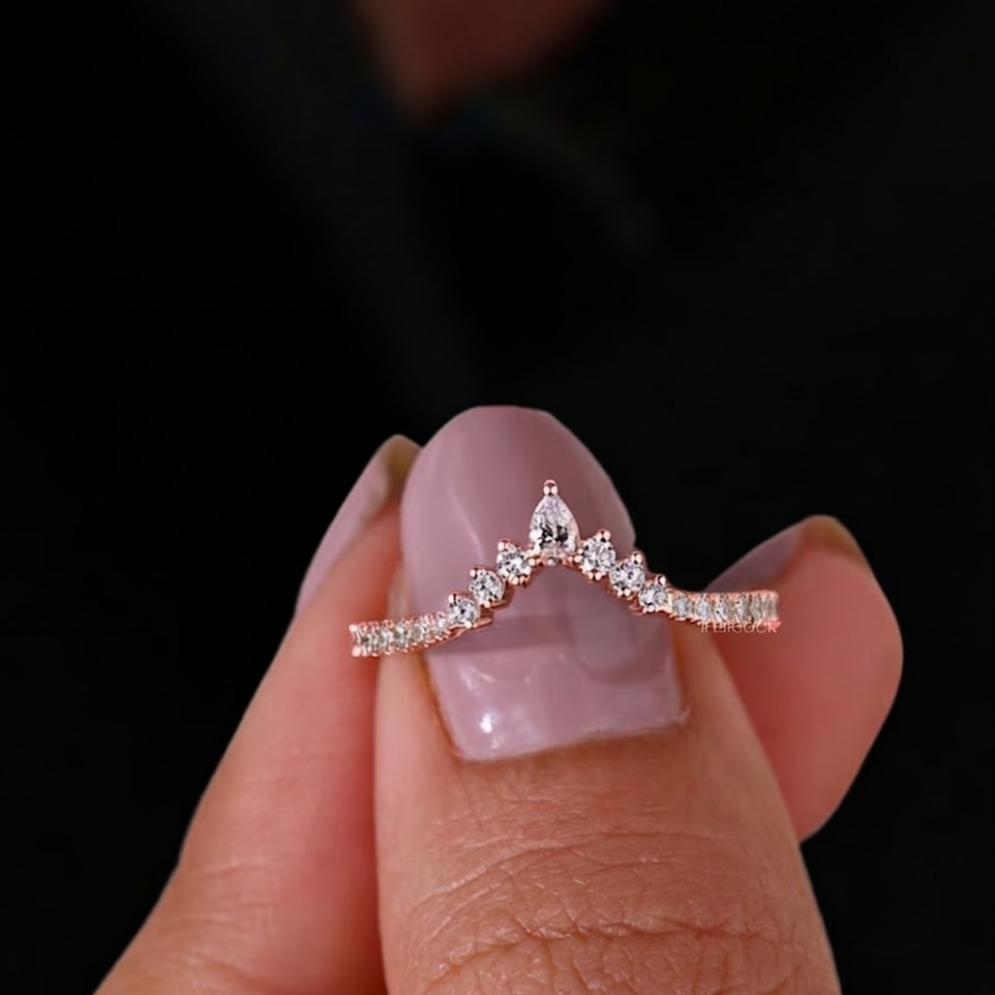 Diamond Wedding Curvy Band
