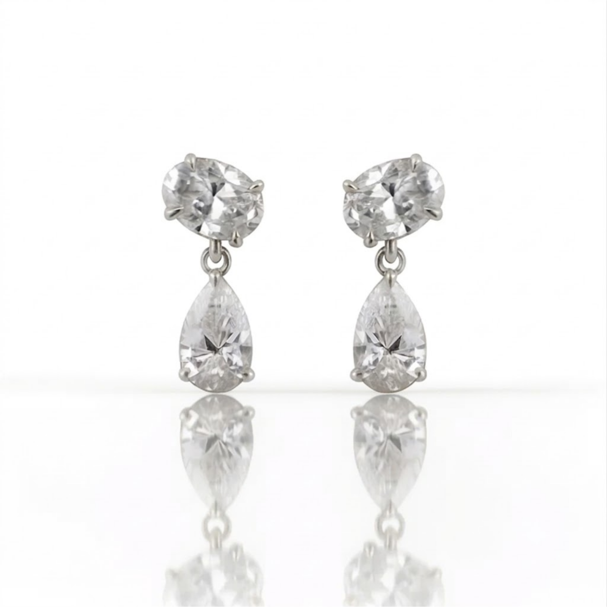 14K Marquise- und birnenförmige, im Labor gezüchtete Diamant-Hängeohrringe