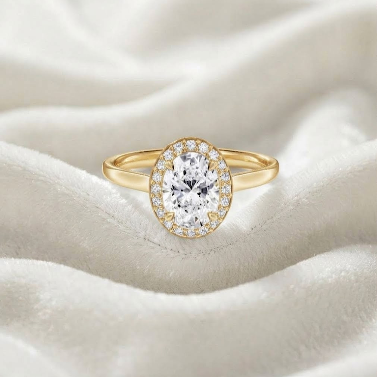 Oval Cut Engagement Ring