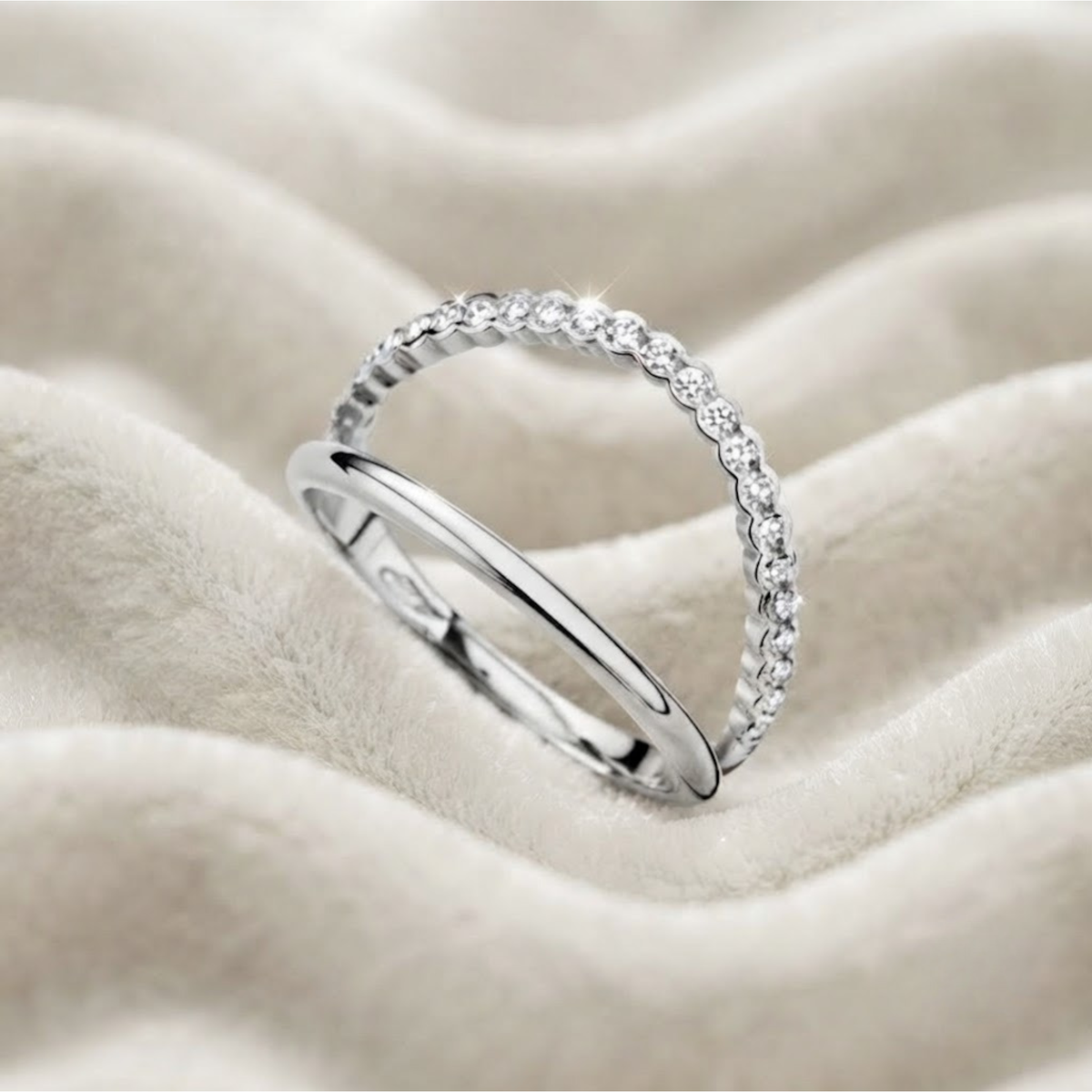 Round Diamond Split Style Anniversary Band